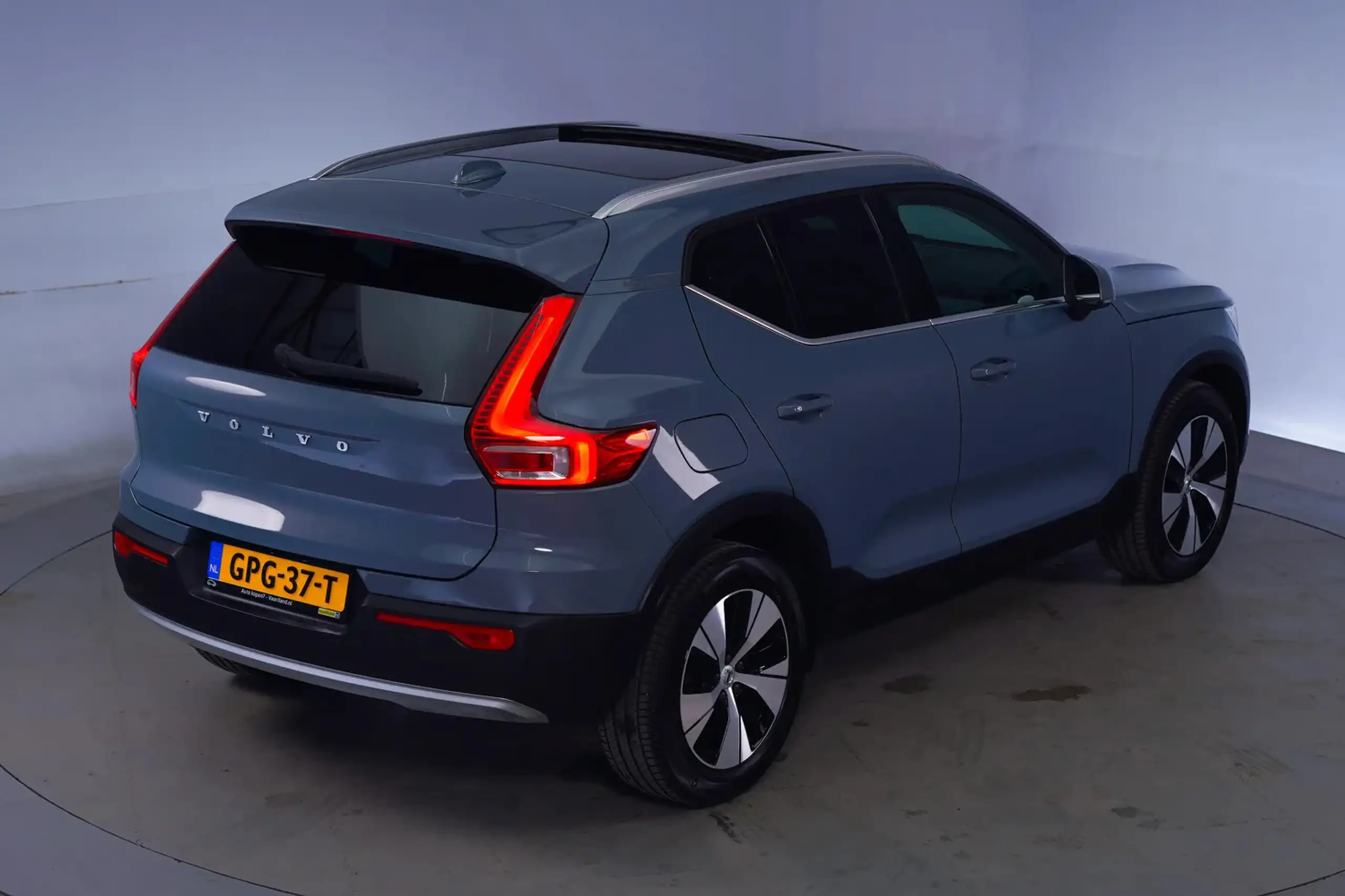 Volvo - XC40