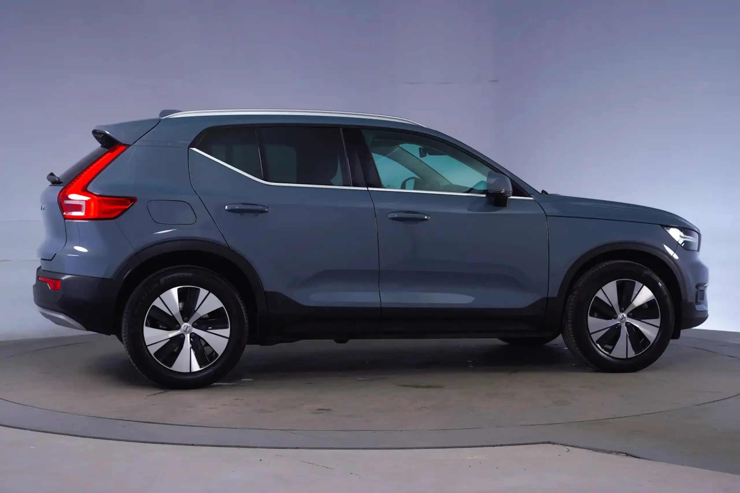 Volvo - XC40