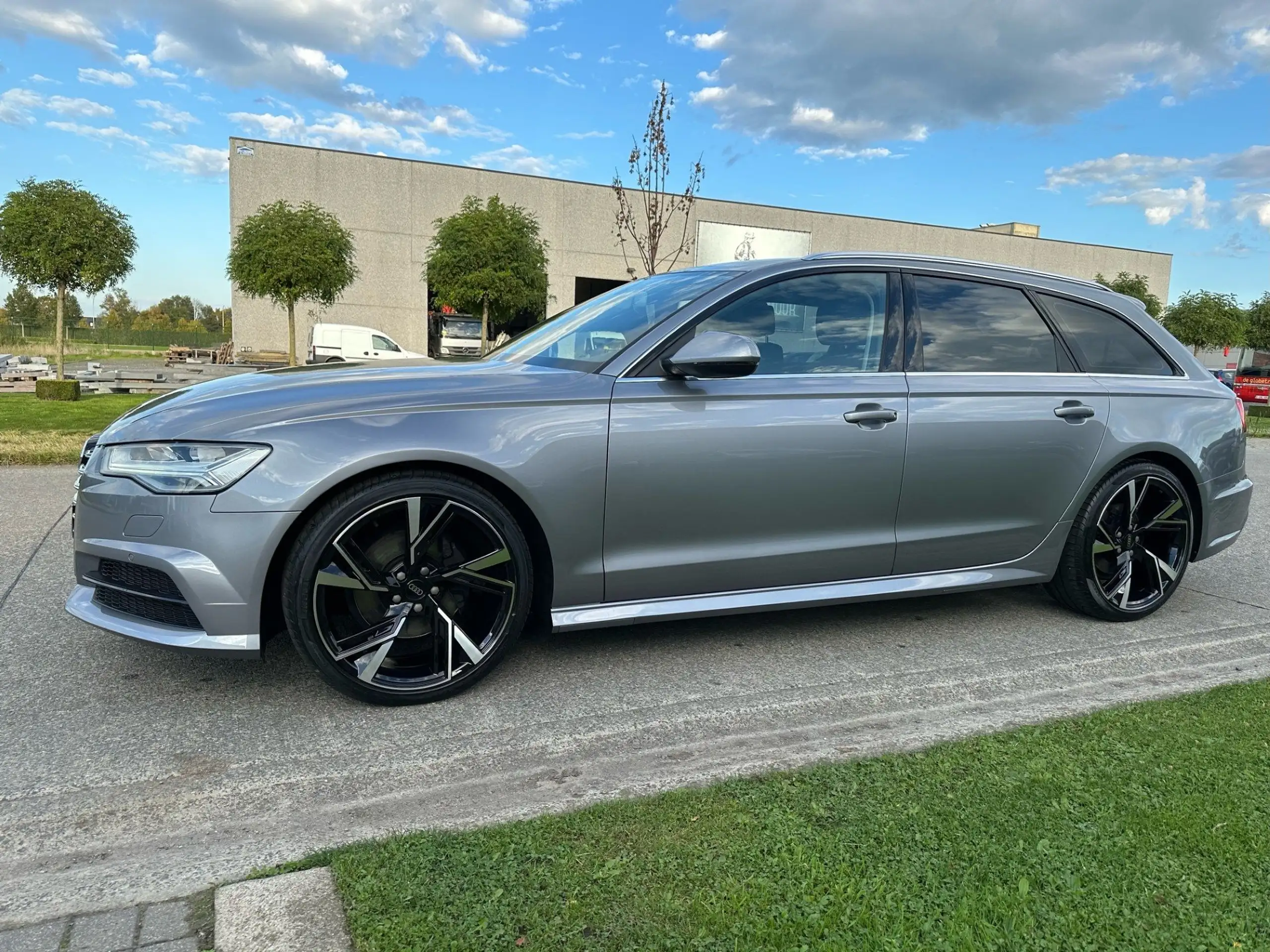 Audi - A6