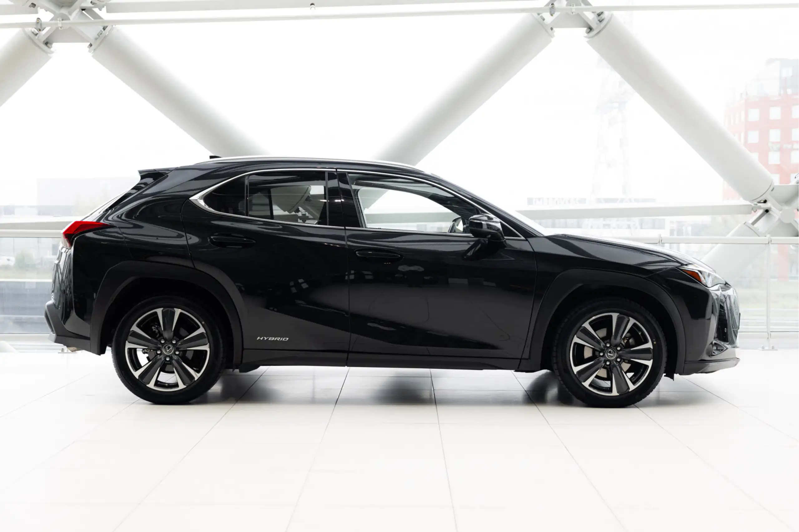 Lexus - UX 250h