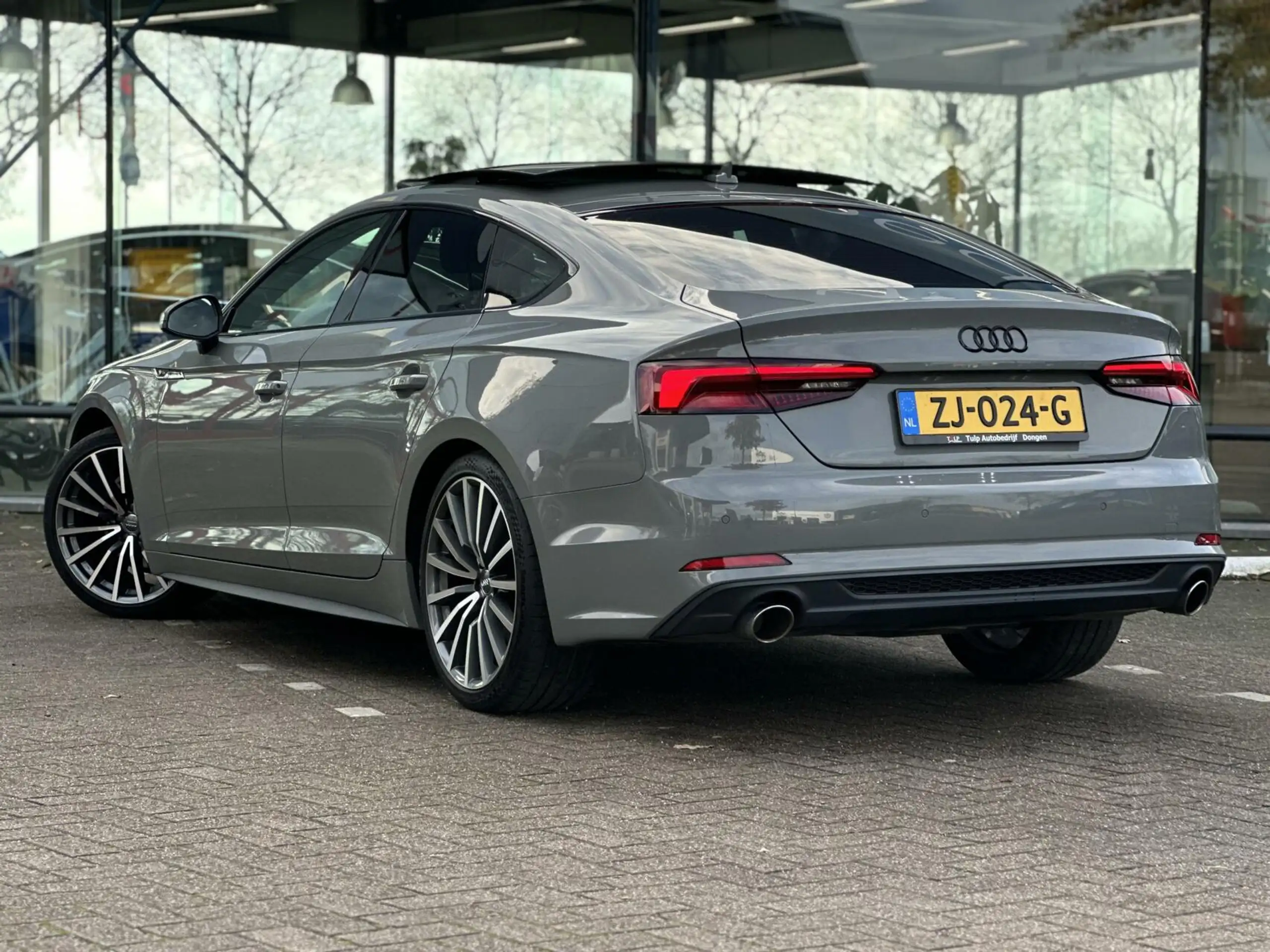 Audi - A5