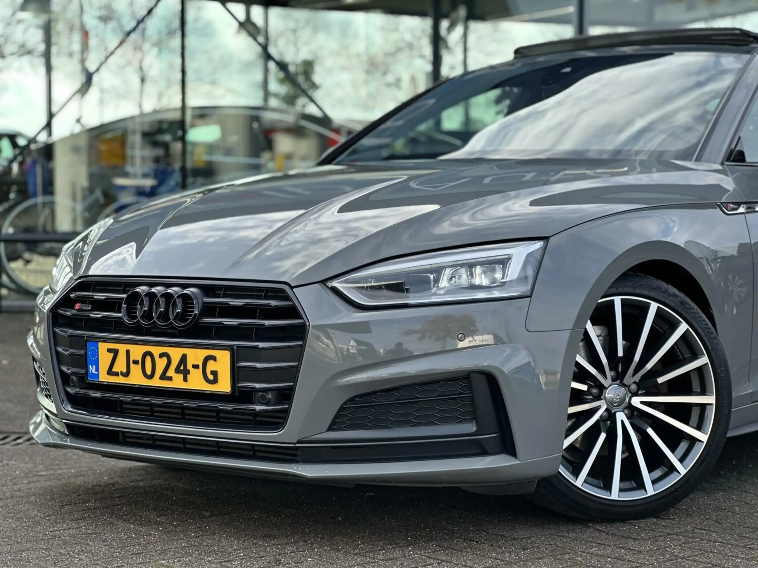 Audi - A5