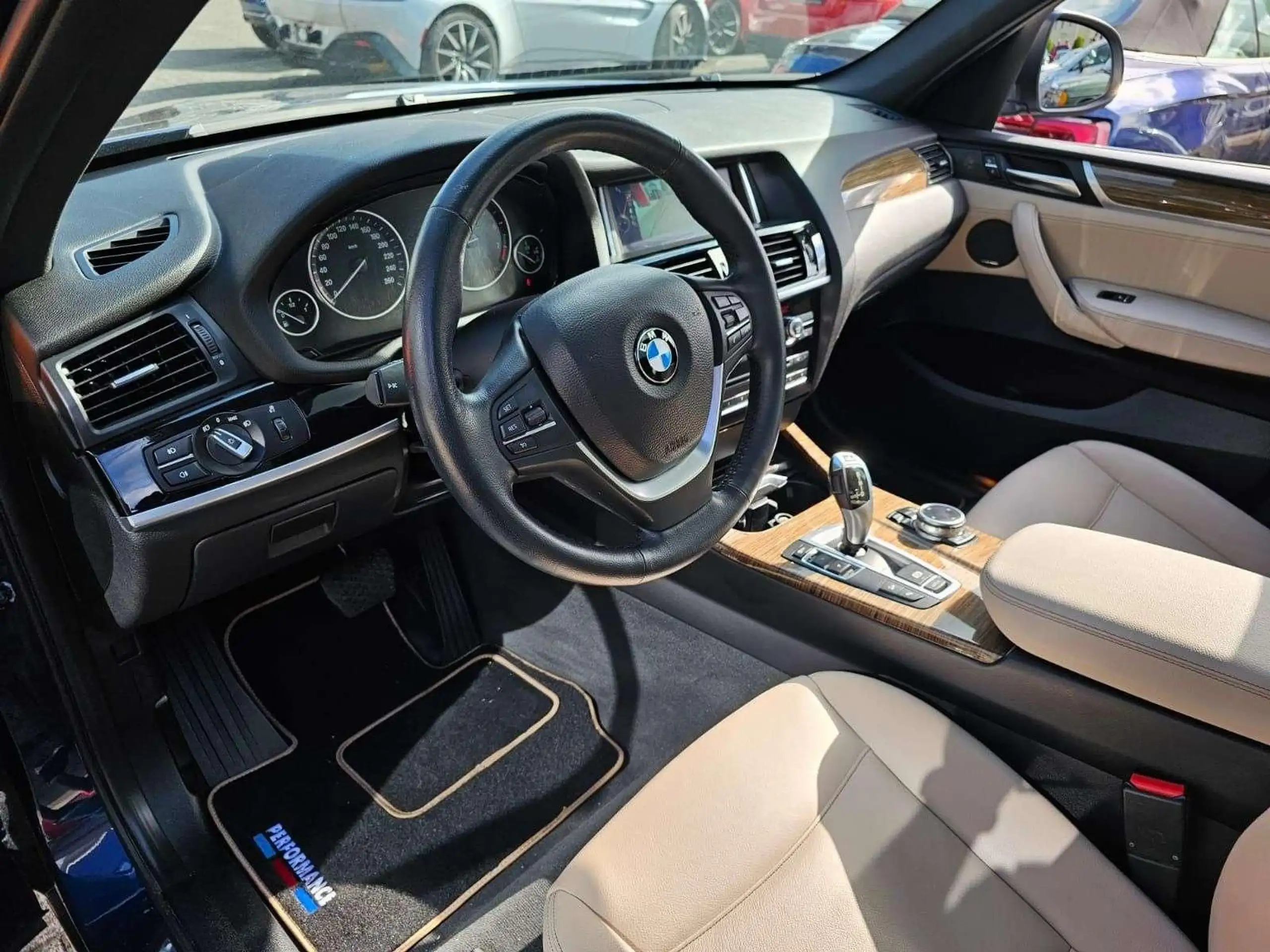 BMW - X3