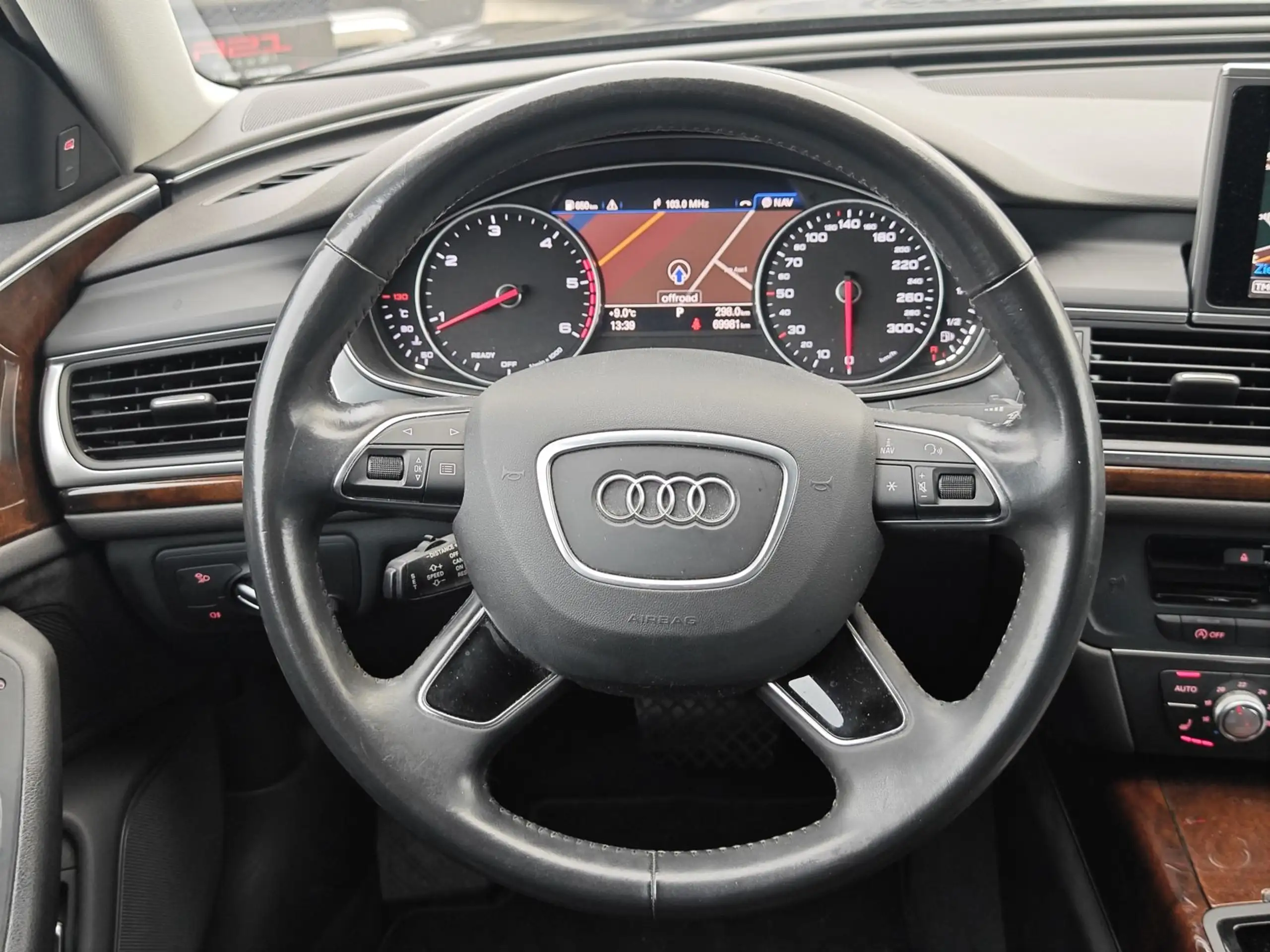 Audi - A6