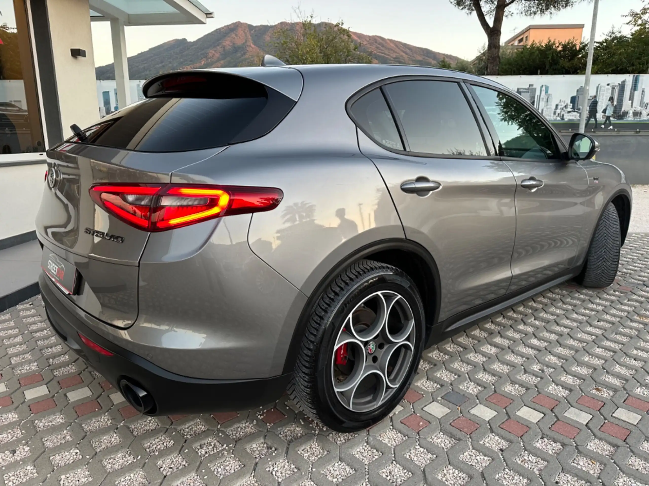 Alfa Romeo - Stelvio