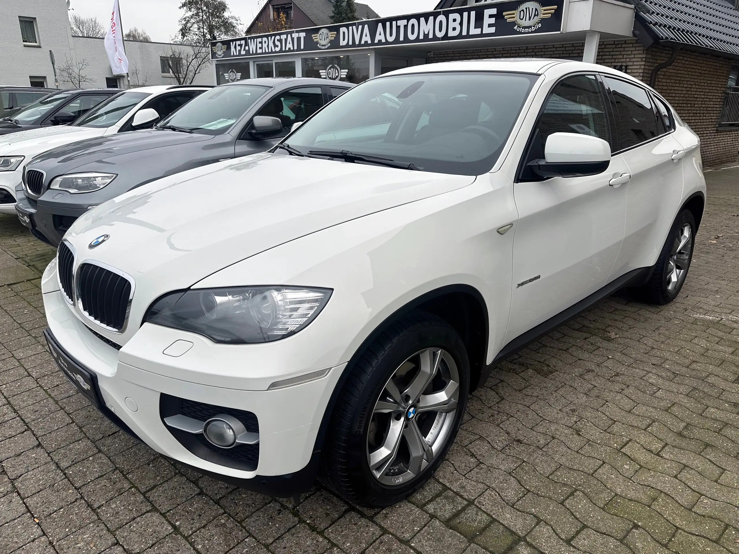 BMW - X6