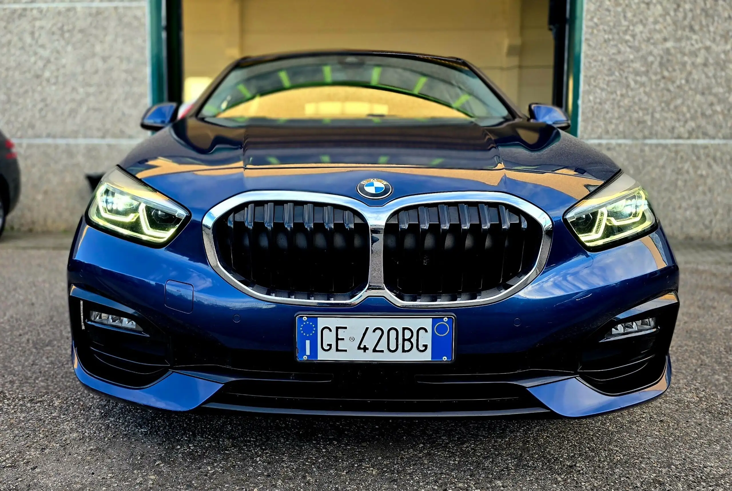 BMW - 120