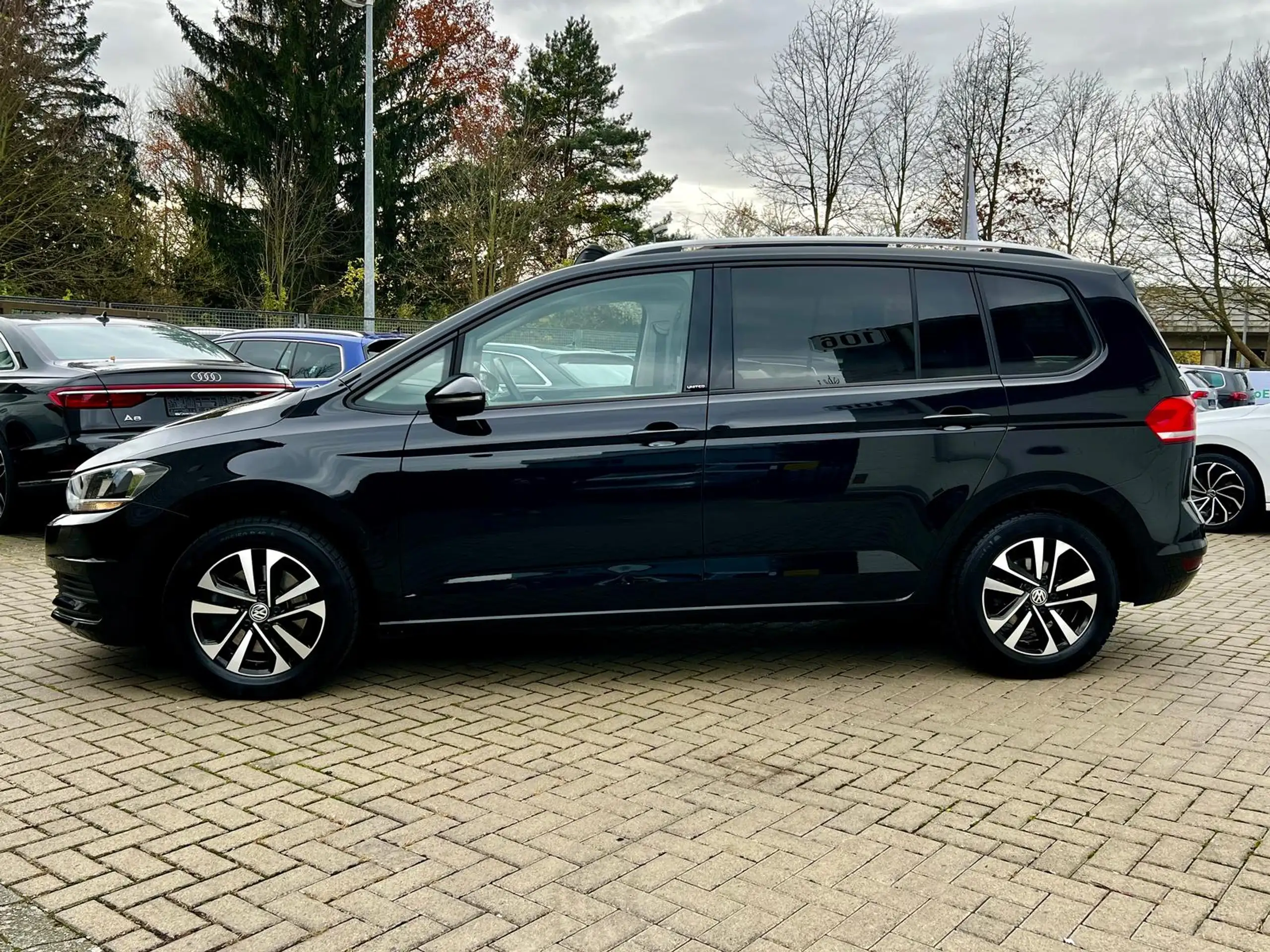 Volkswagen - Touran