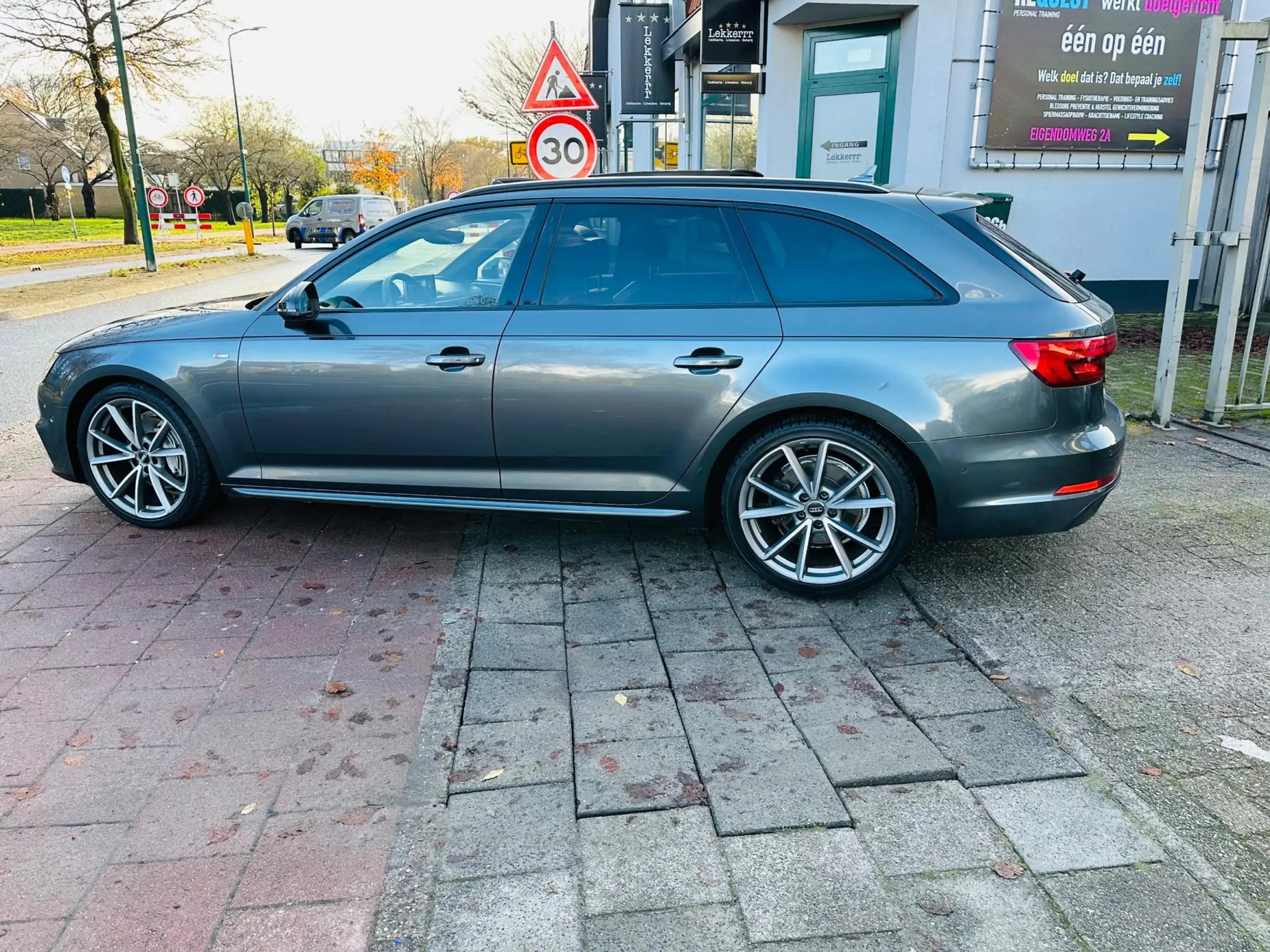 Audi - A4