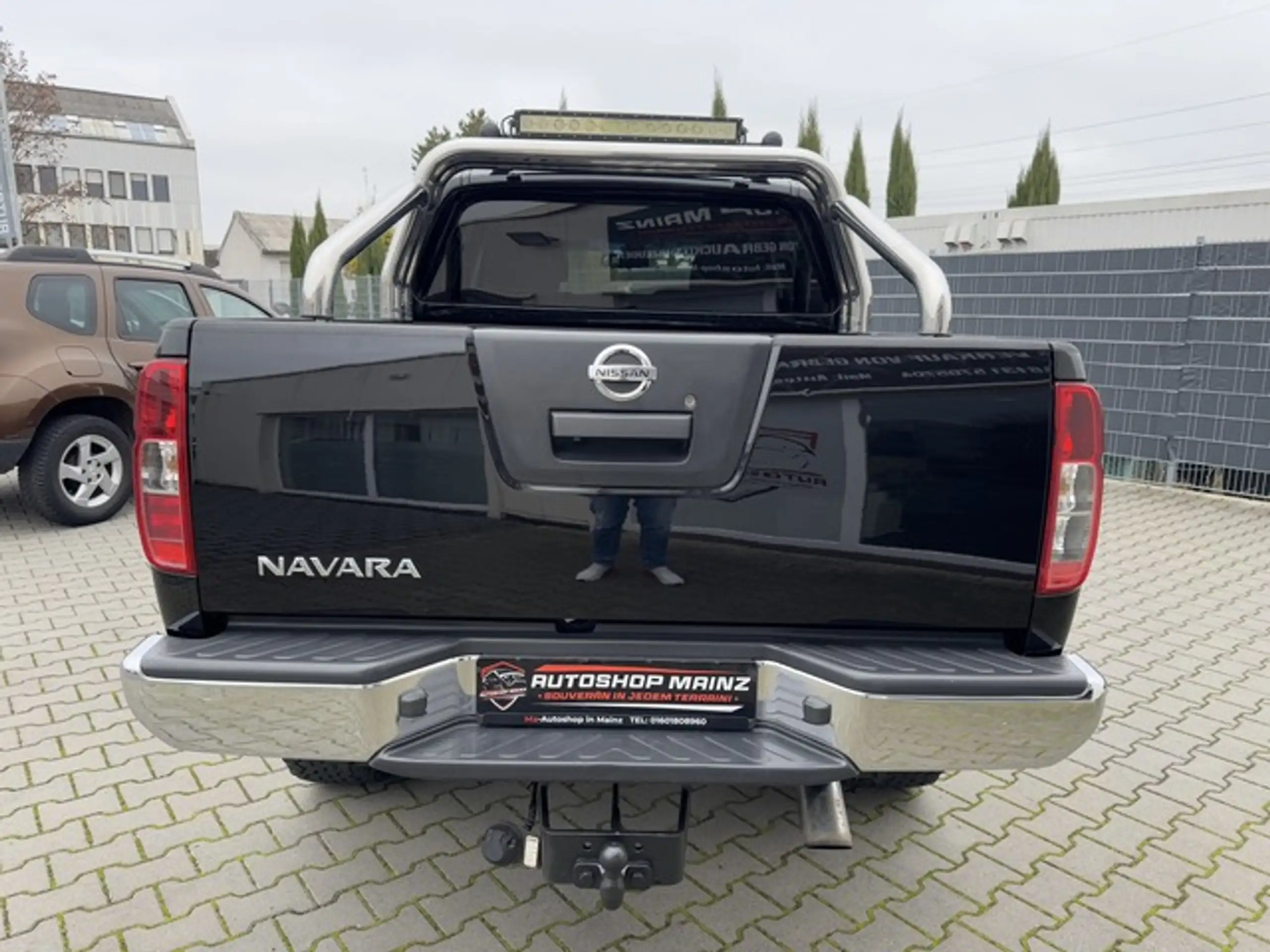 Nissan - Navara