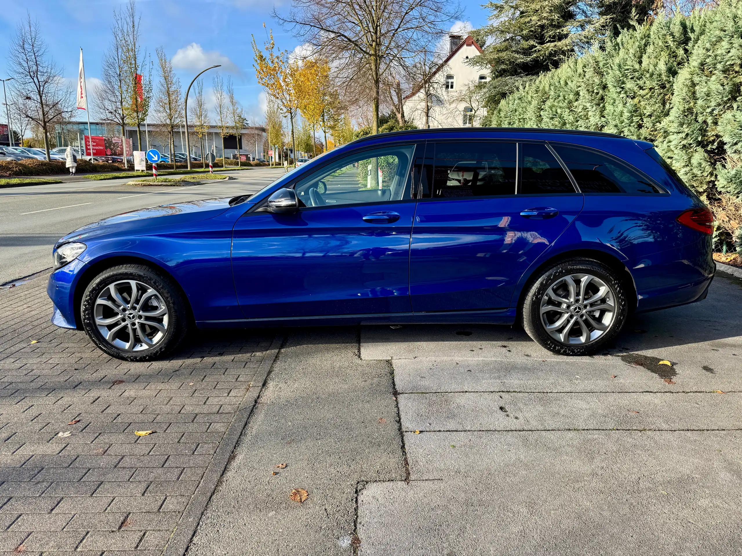 Mercedes-Benz - C 220