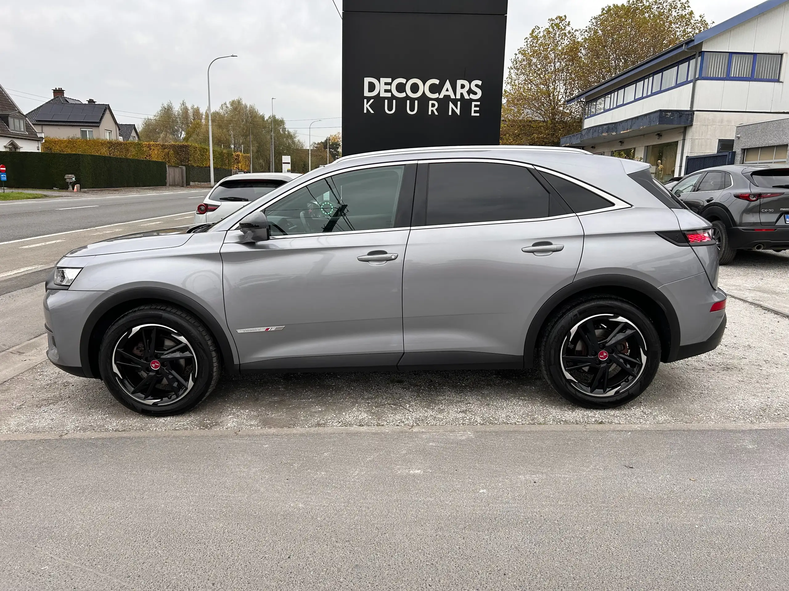 DS Automobiles - DS 7 Crossback