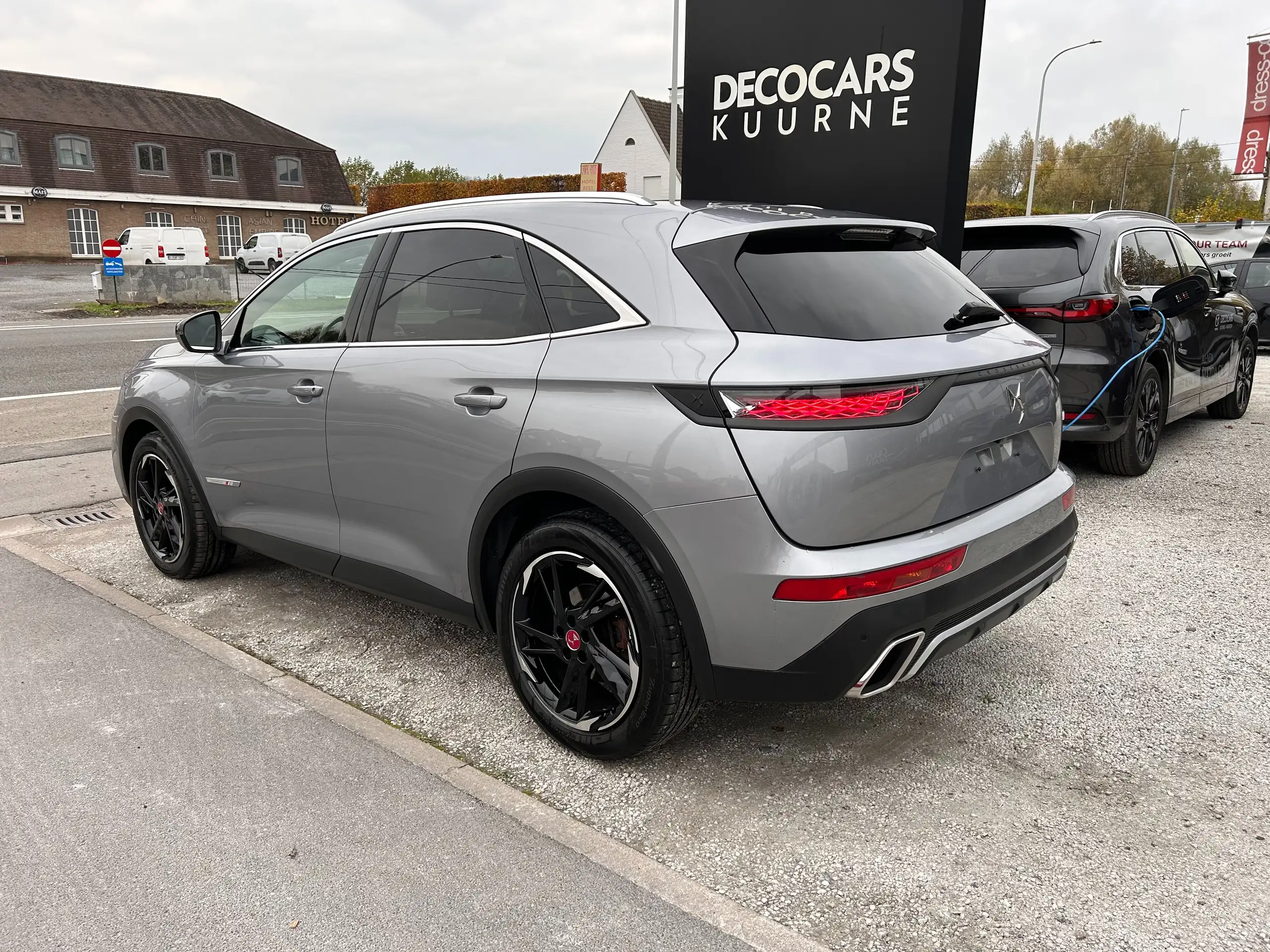 DS Automobiles - DS 7 Crossback