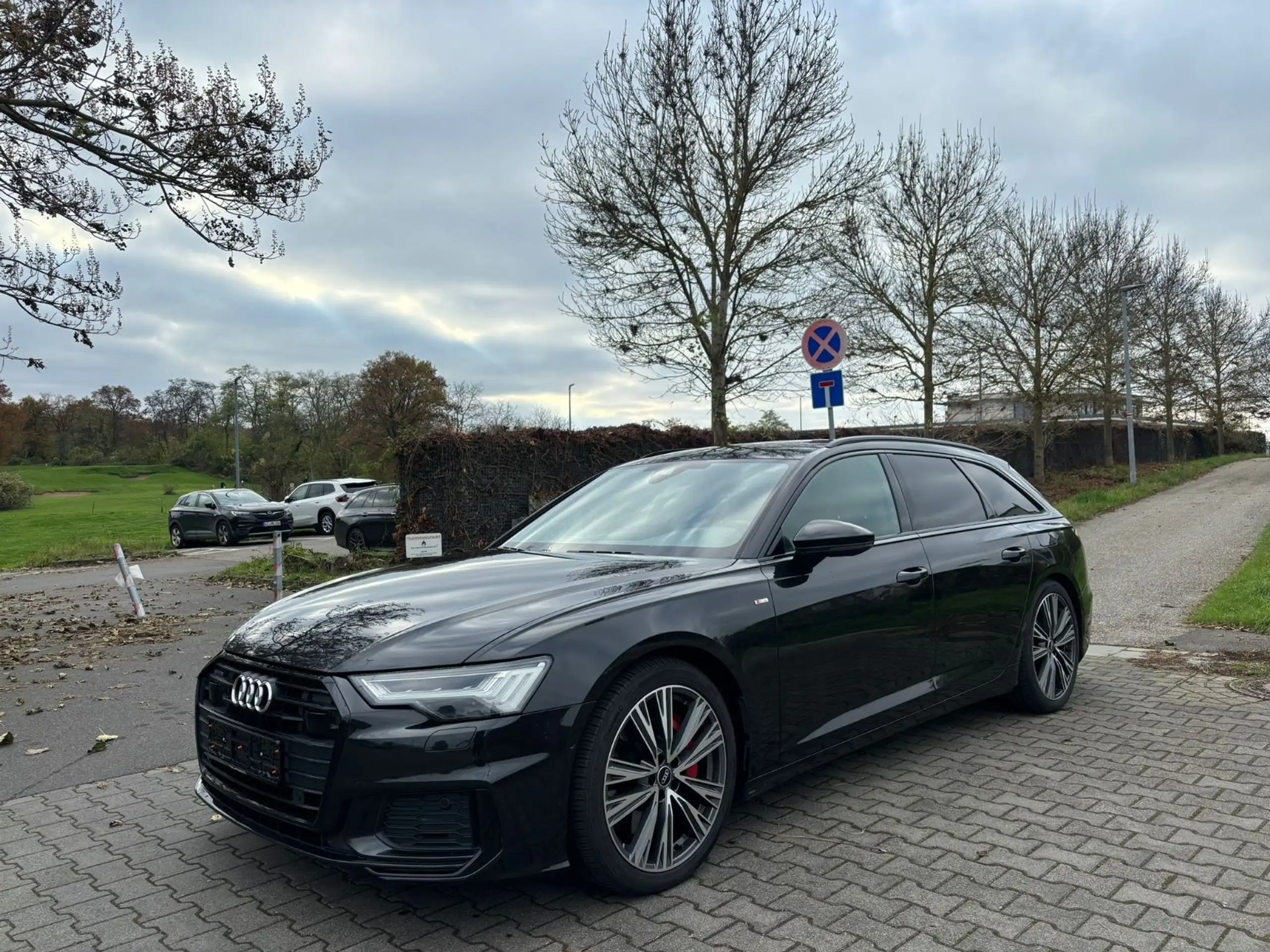 Audi - A6