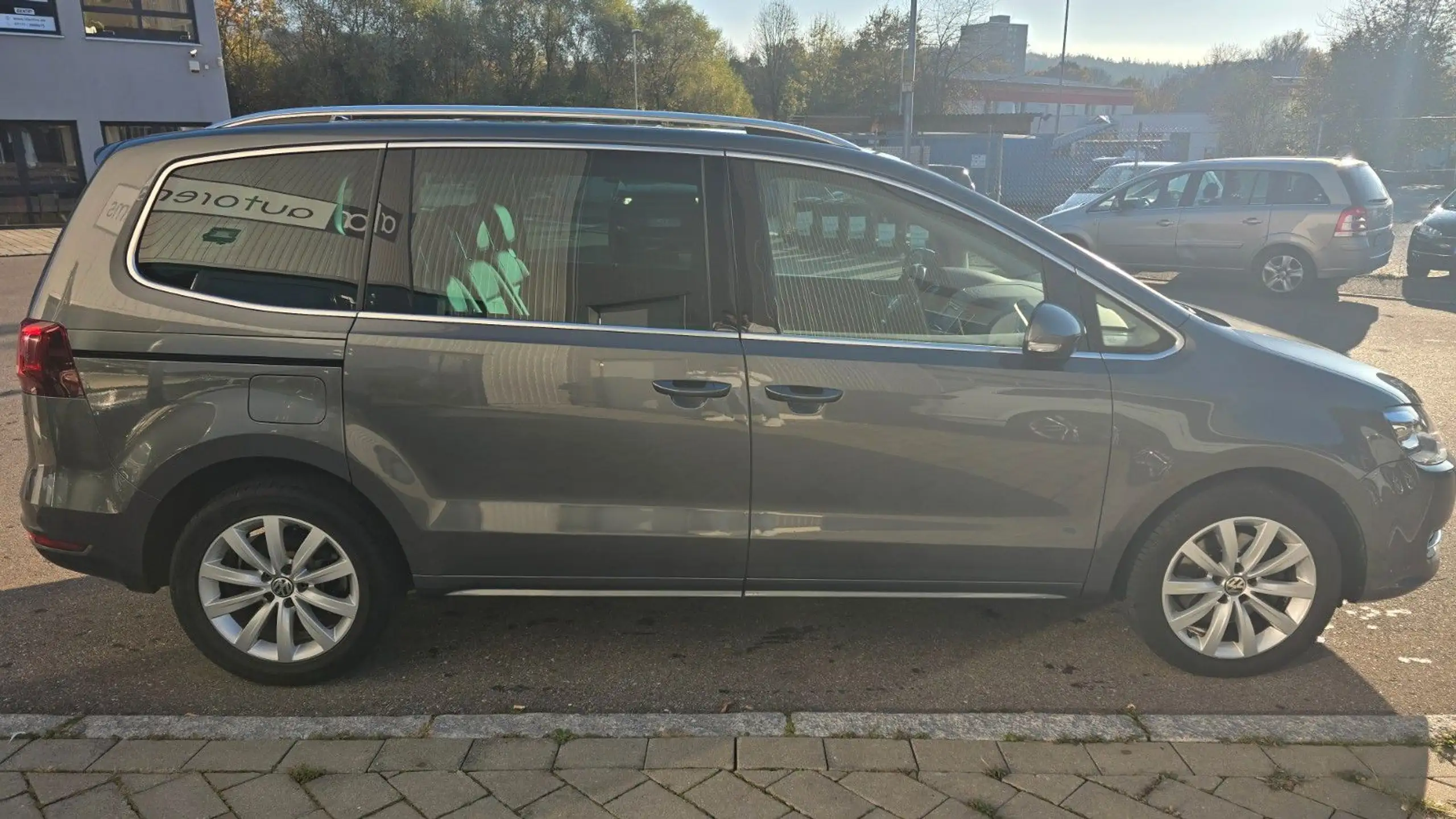 Volkswagen - Sharan