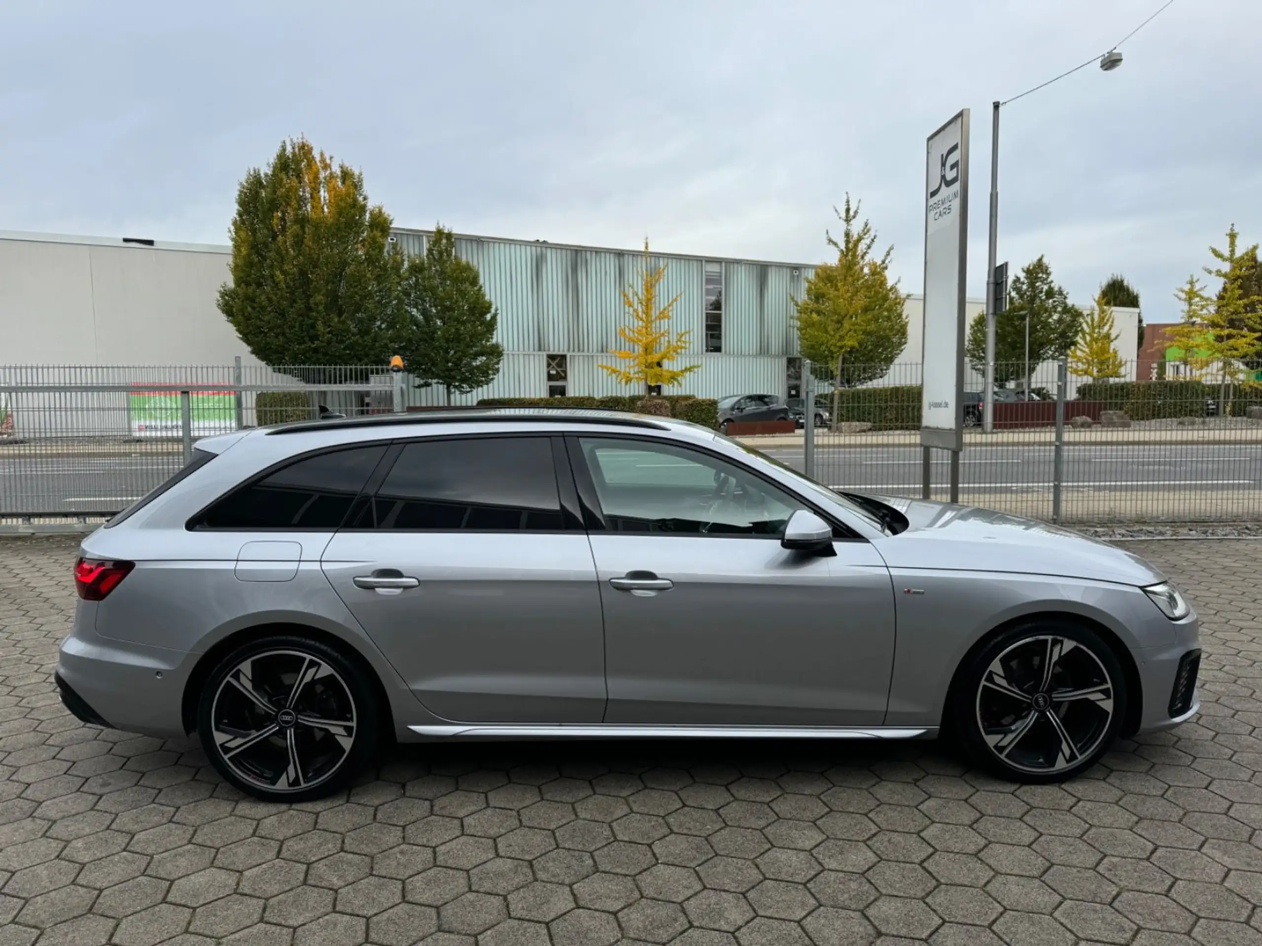 Audi - A4