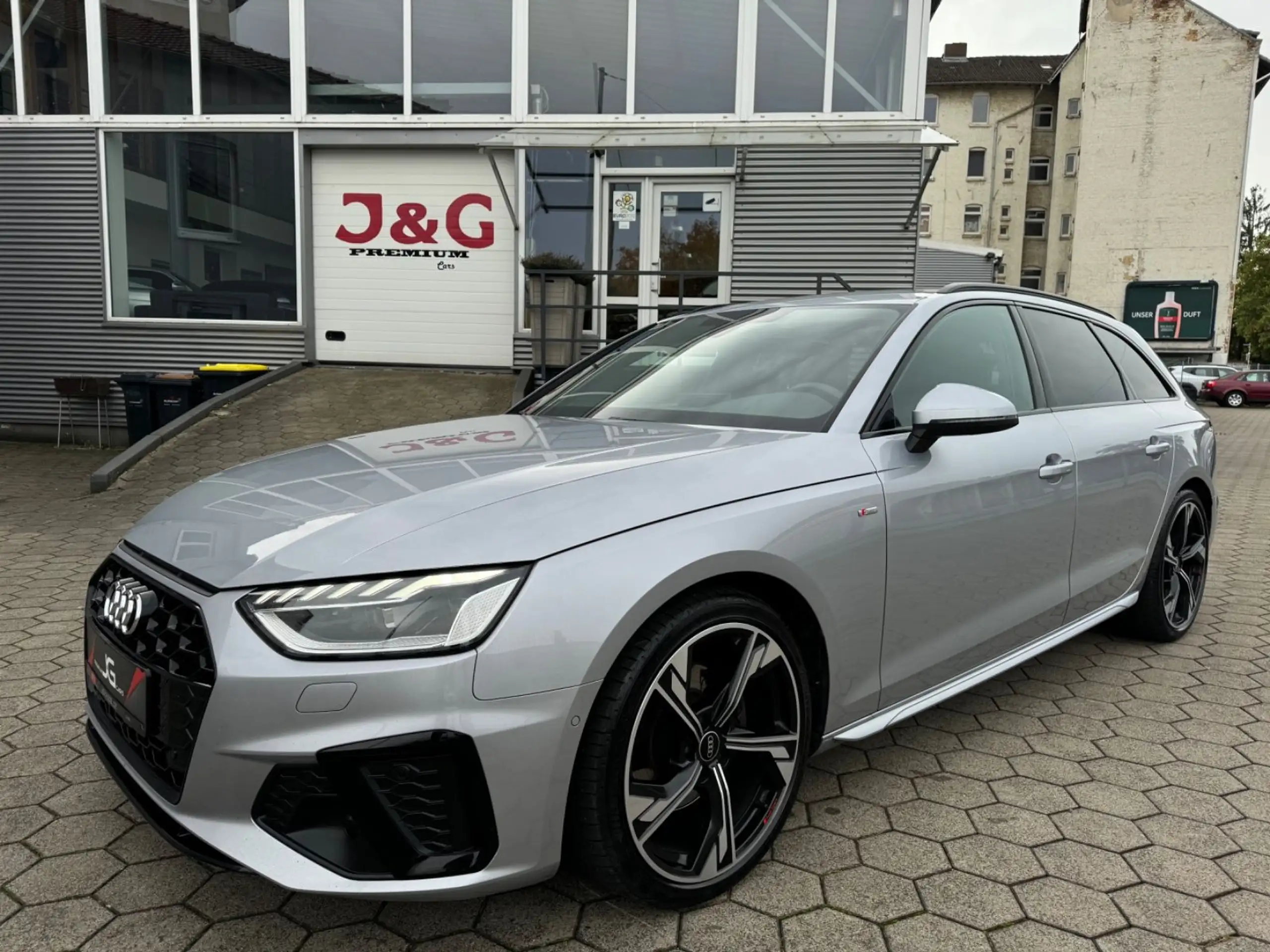 Audi - A4