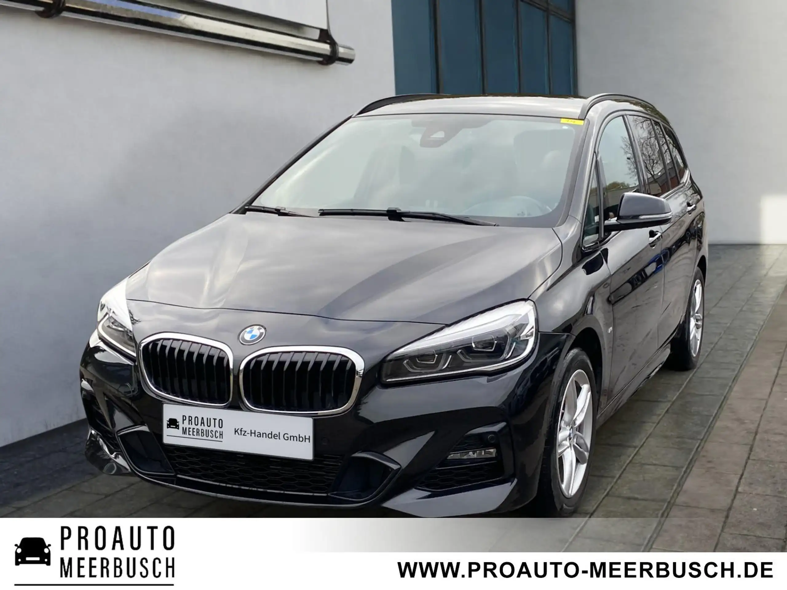 BMW 218 2022