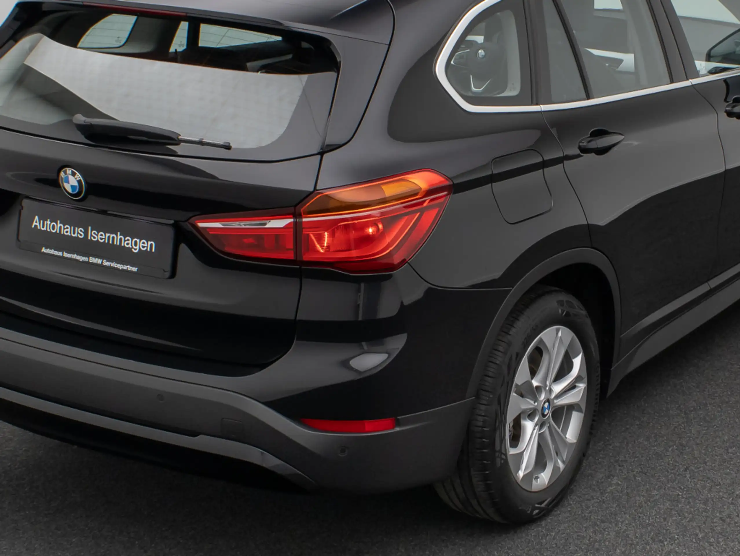 BMW - X1