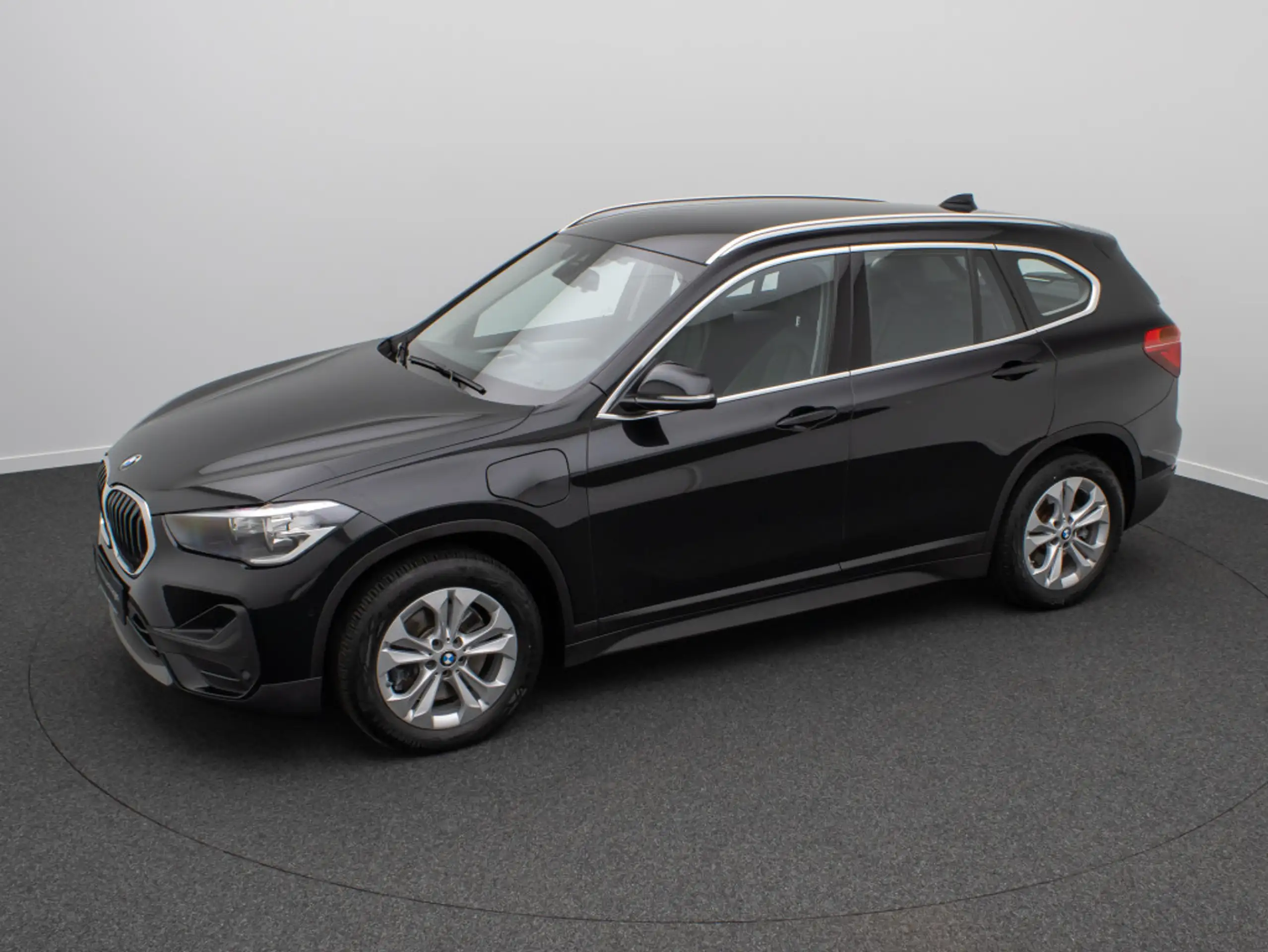 BMW - X1