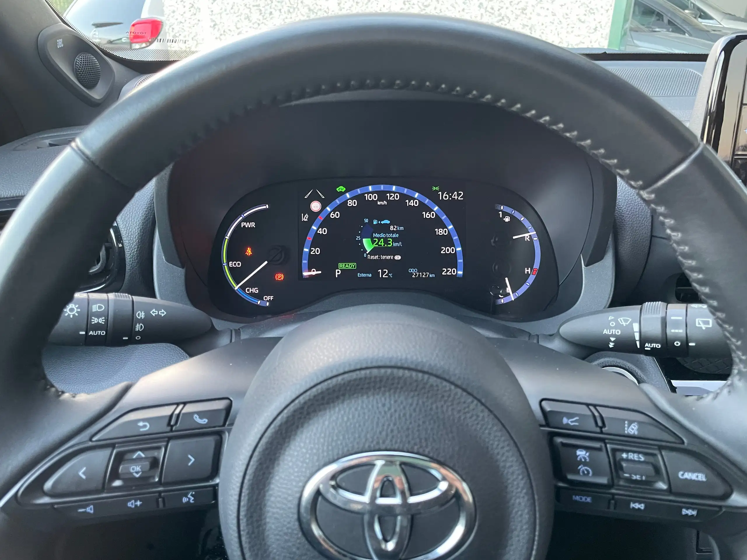 Toyota - Yaris