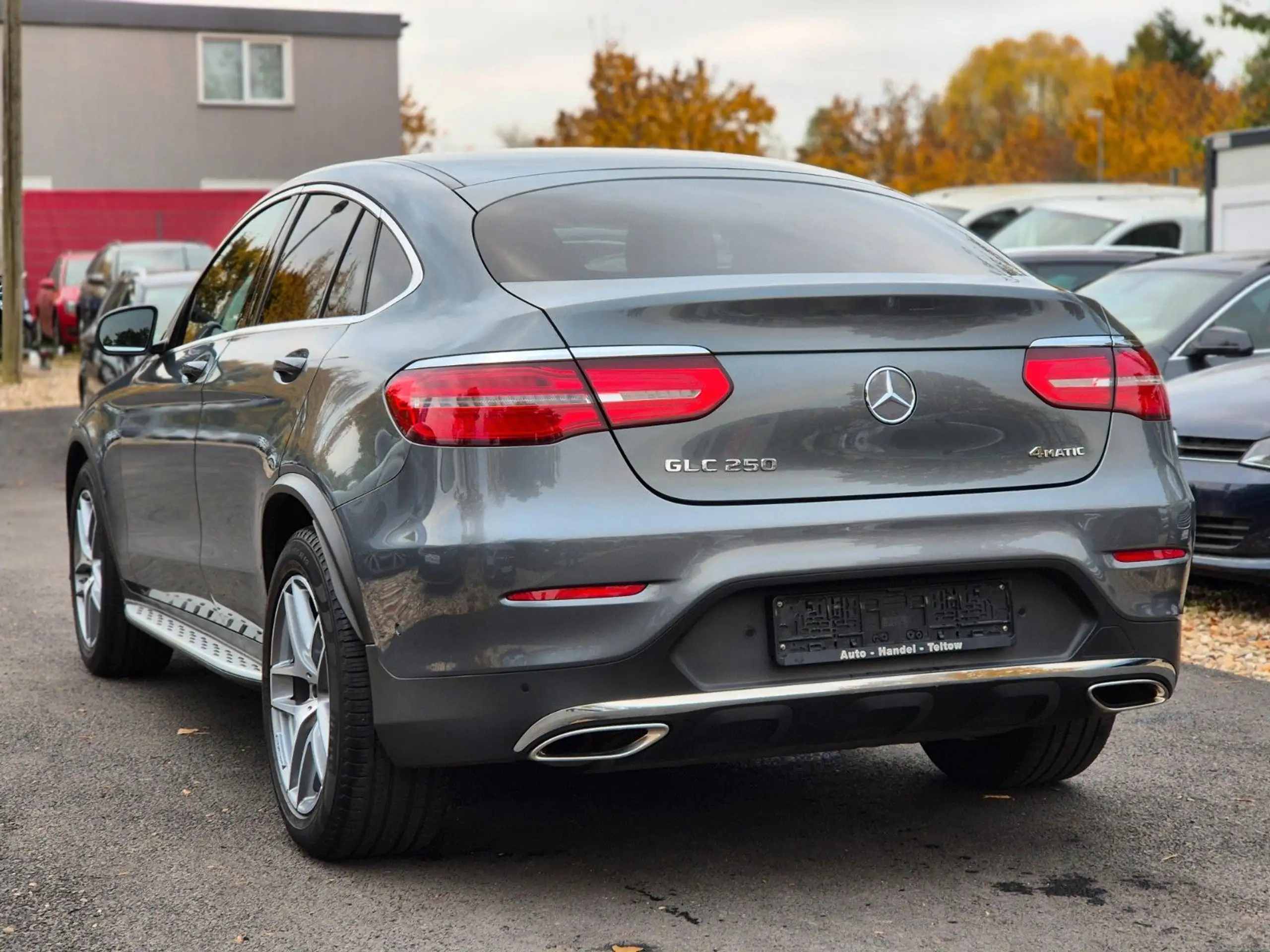 Mercedes-Benz - GLC 250