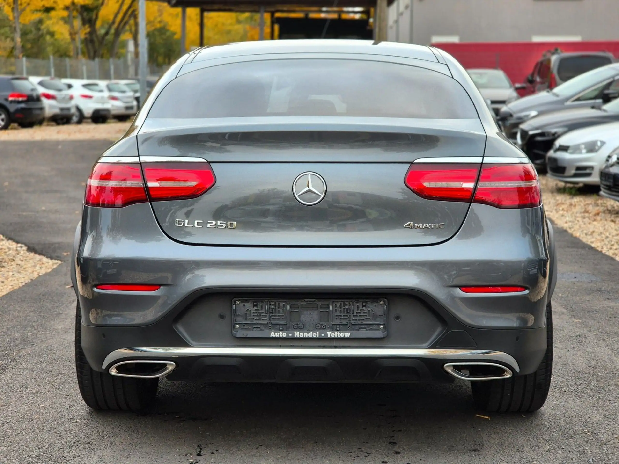 Mercedes-Benz - GLC 250