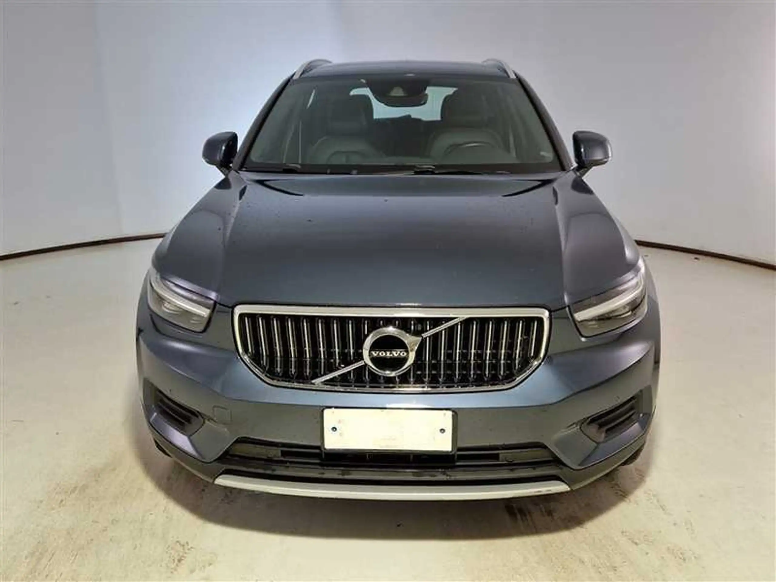 Volvo - XC40