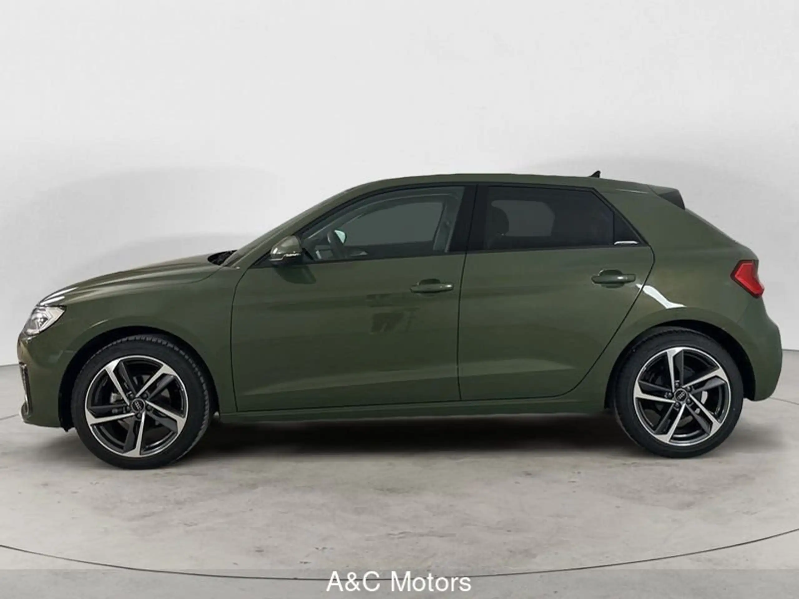 Audi - A1