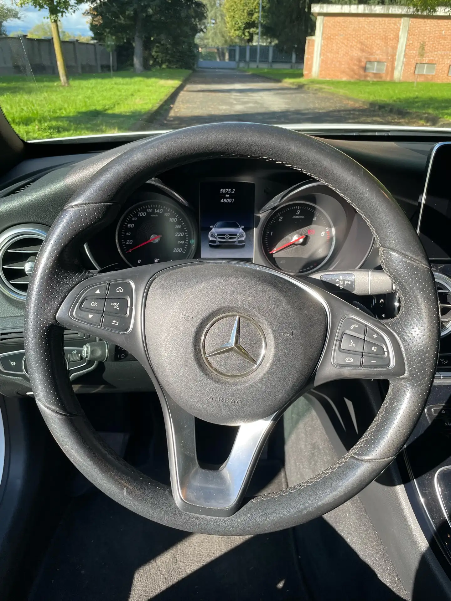 Mercedes-Benz - C 220