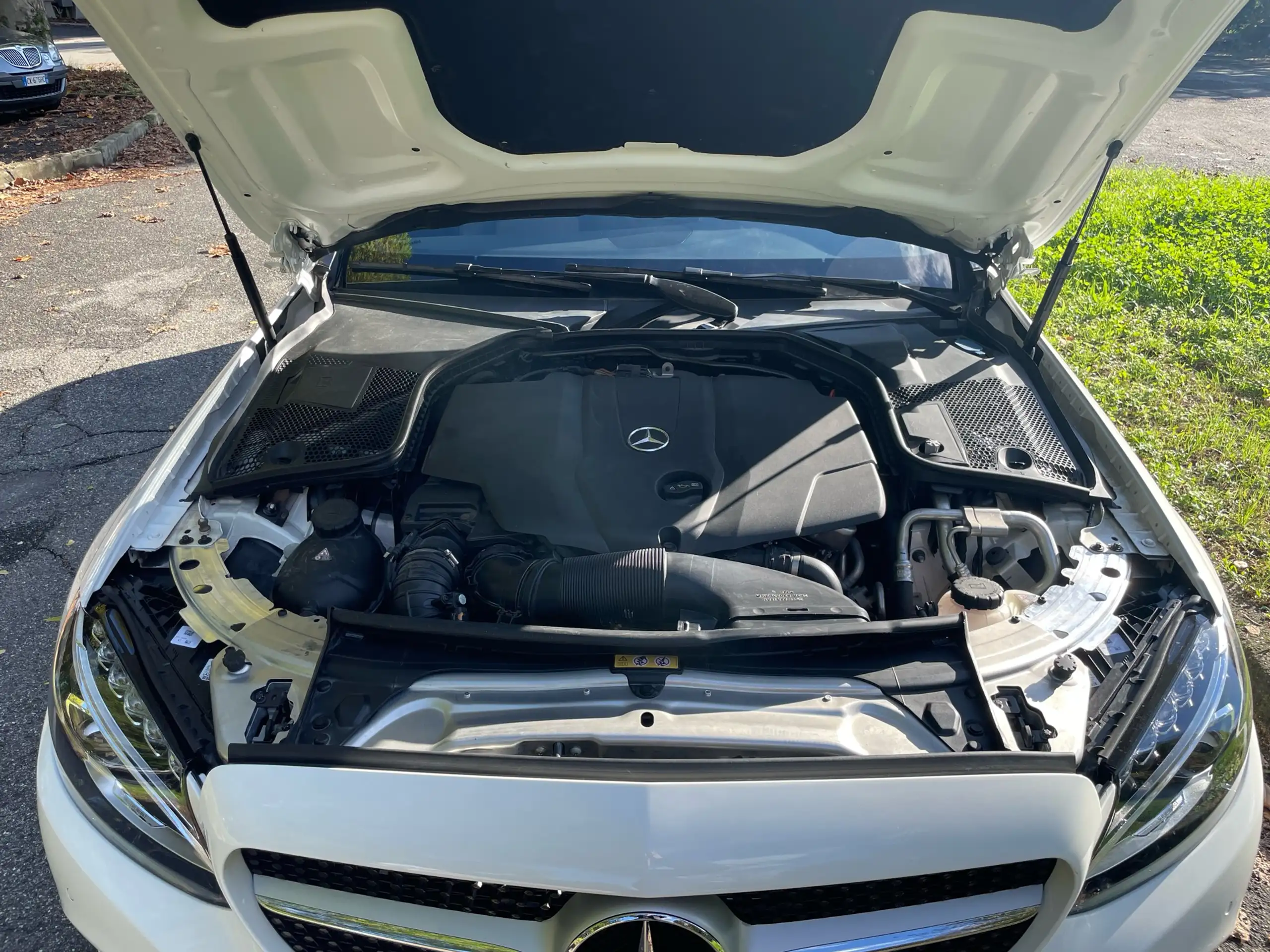 Mercedes-Benz - C 220