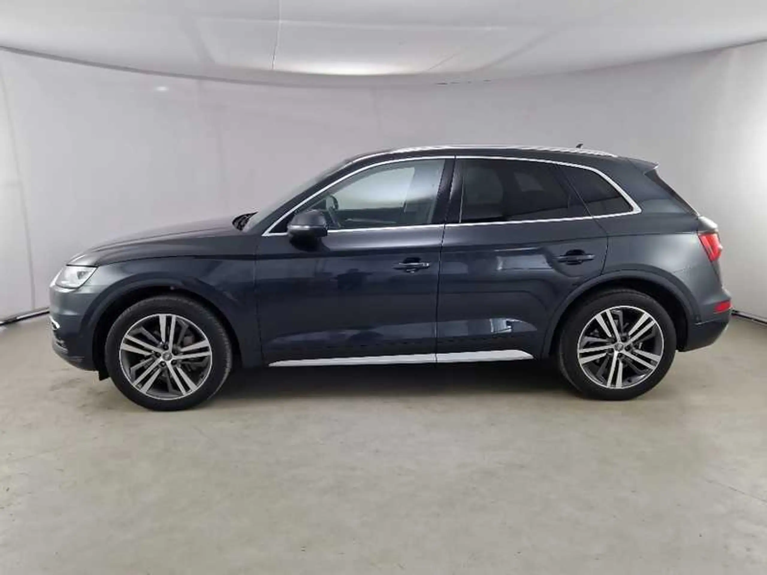 Audi - Q5