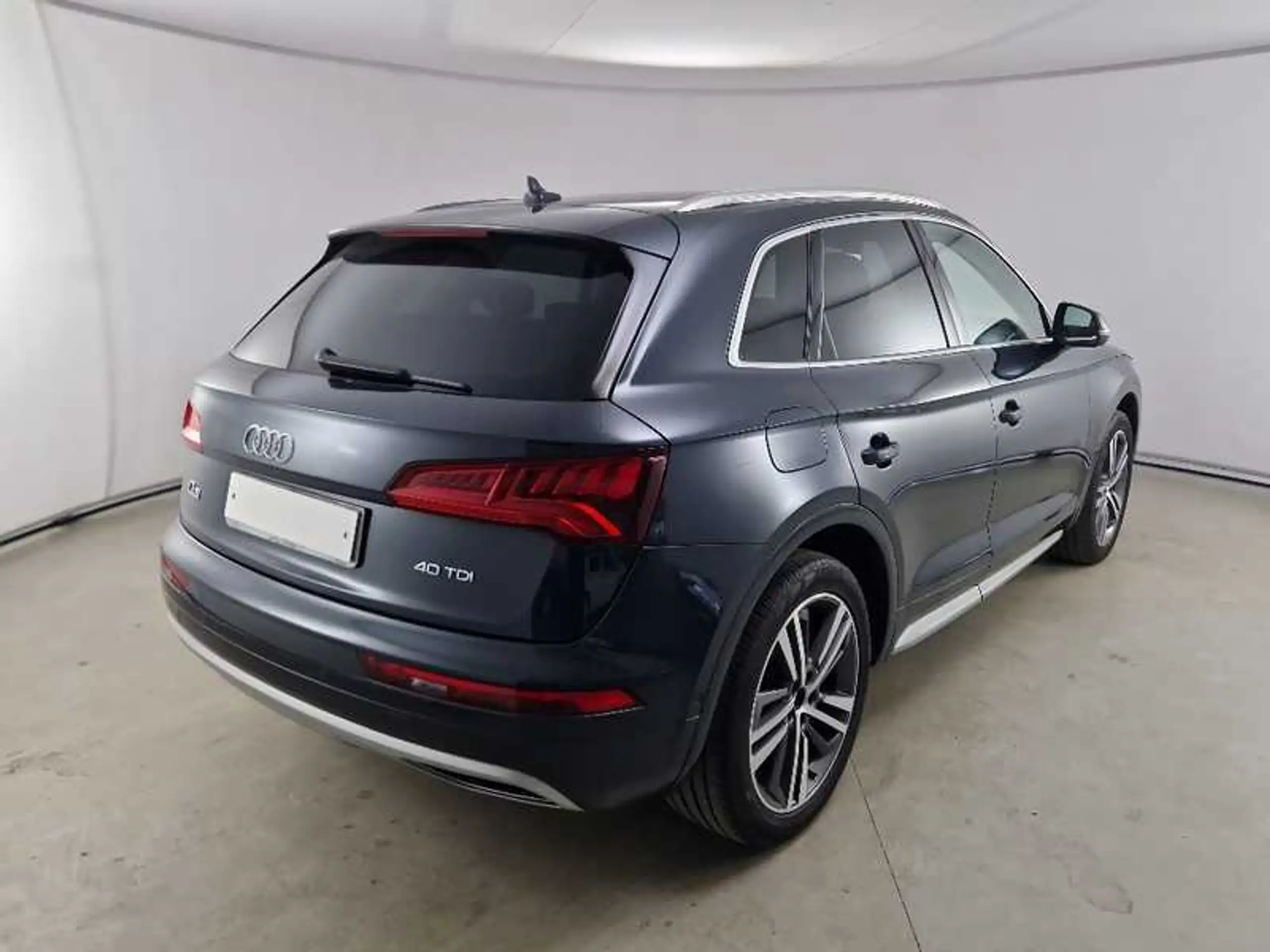 Audi - Q5