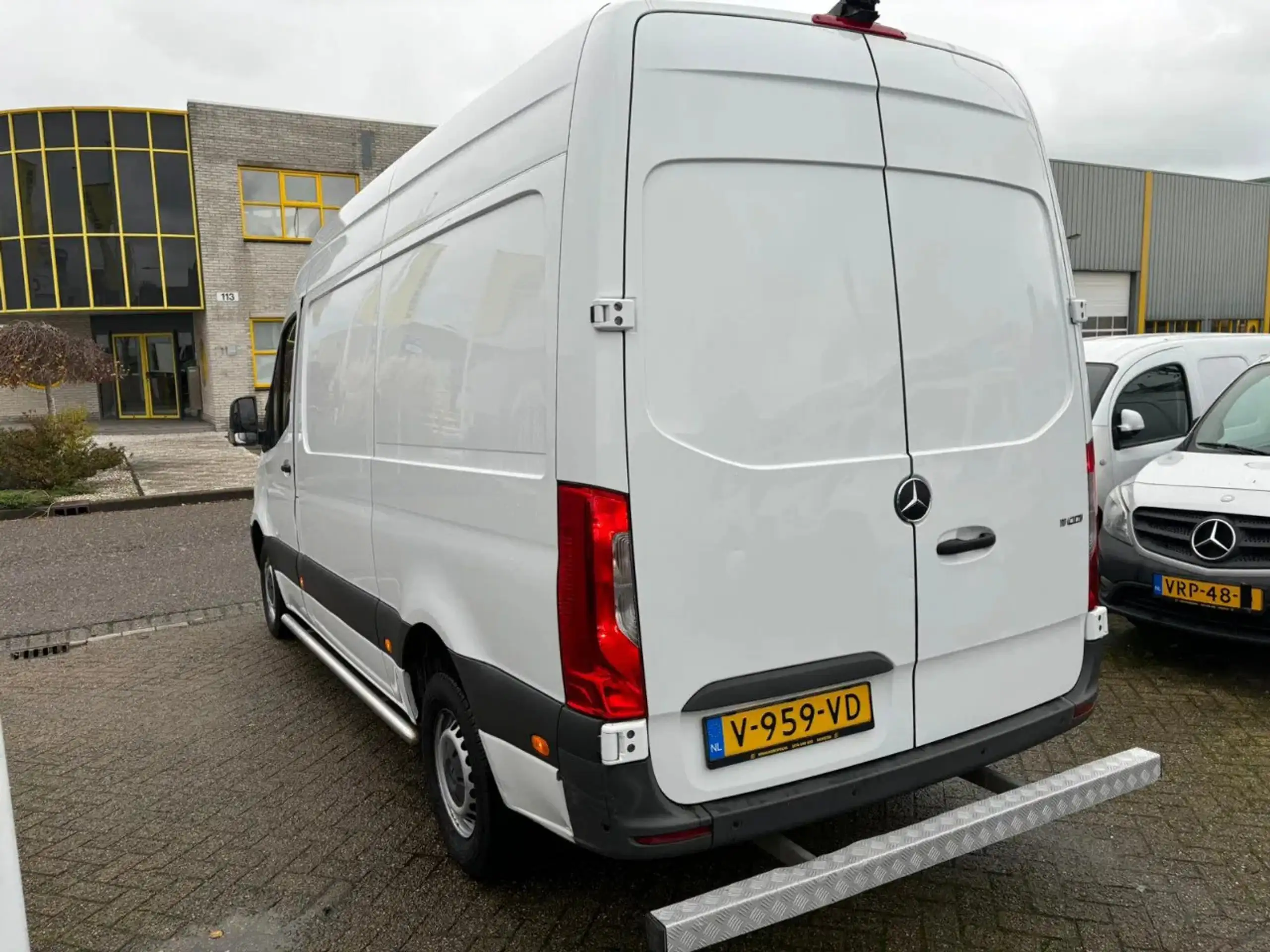 Mercedes-Benz - Sprinter