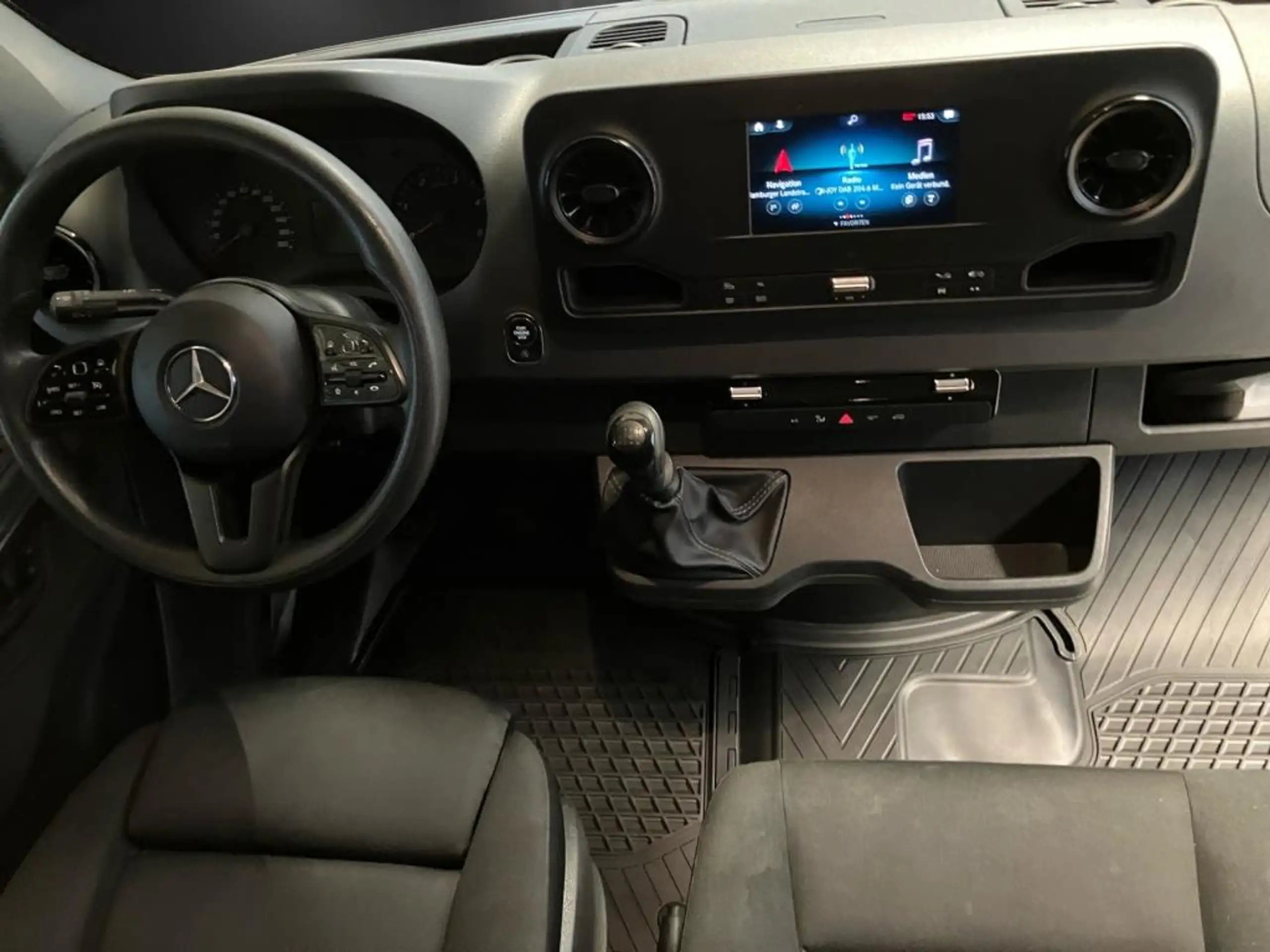 Mercedes-Benz - Sprinter