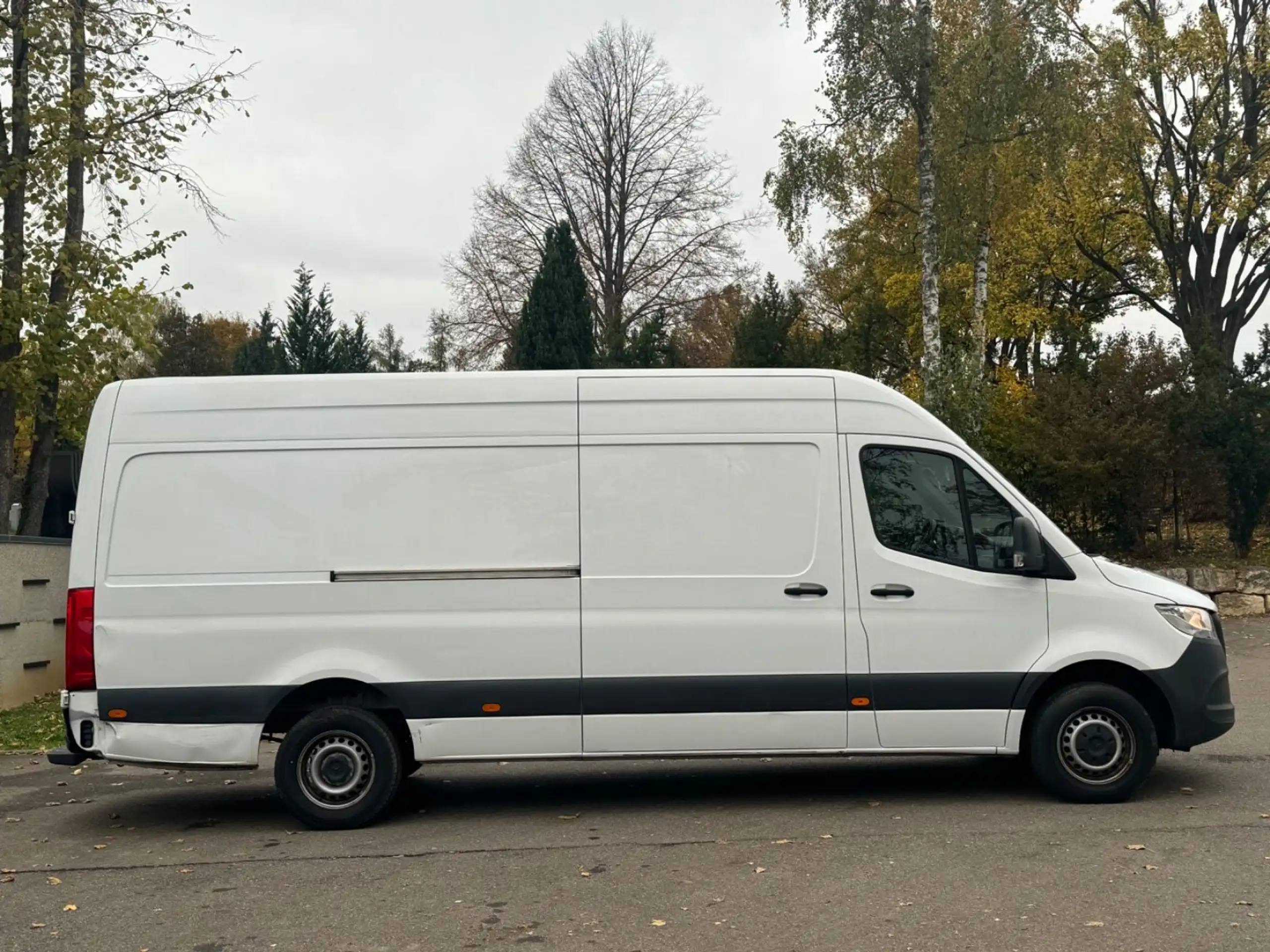 Mercedes-Benz - Sprinter