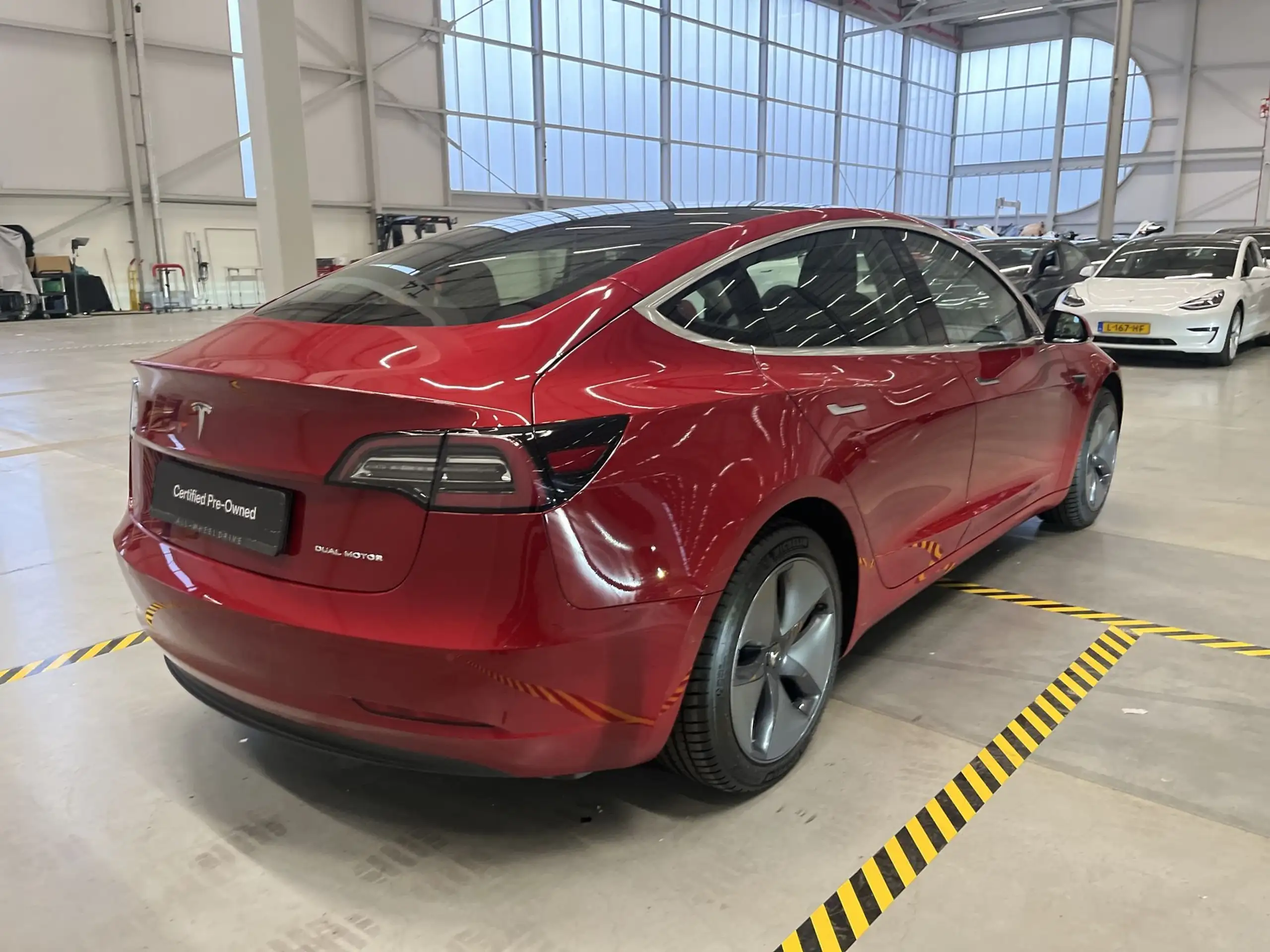 Tesla - Model 3