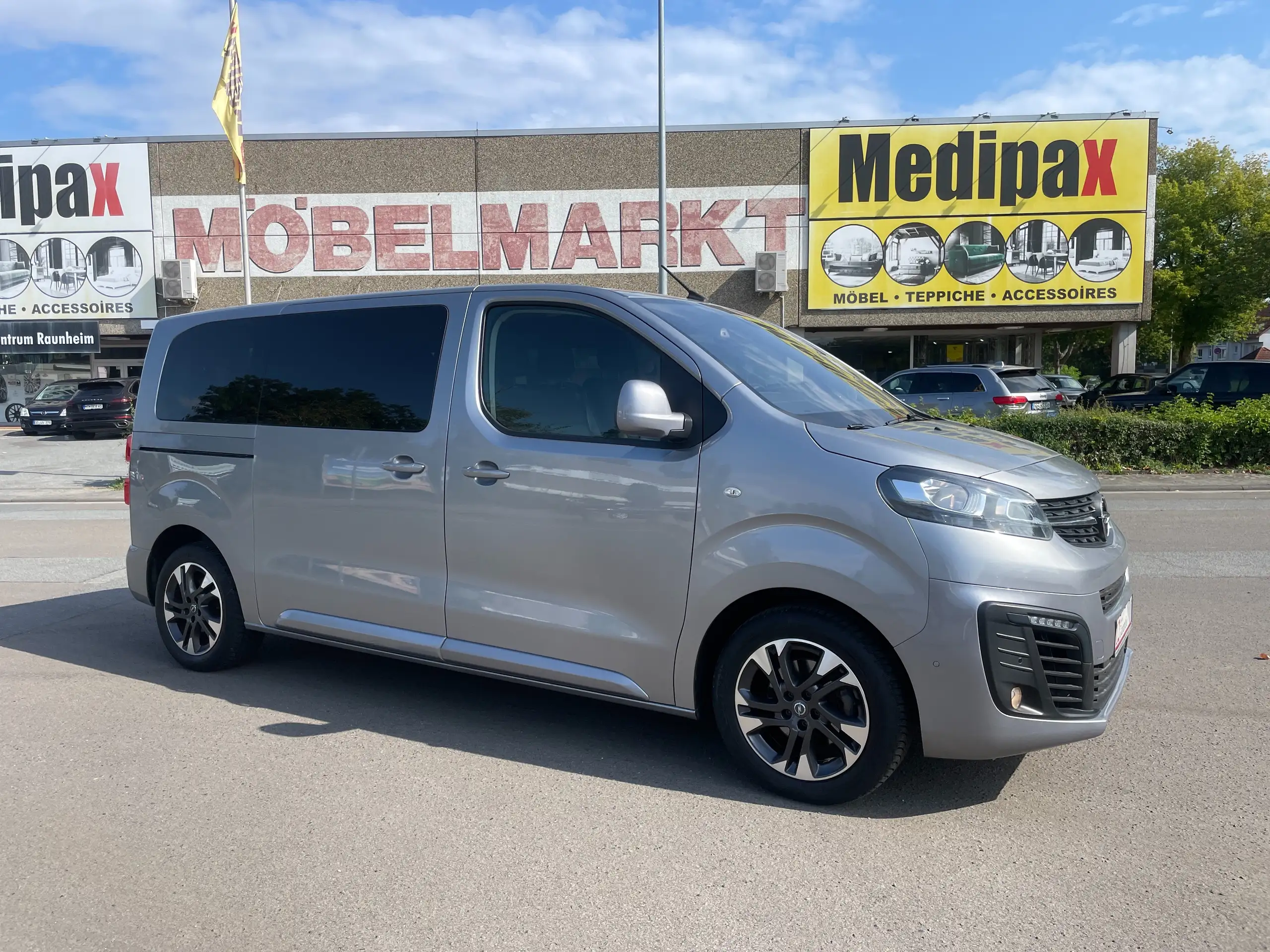 Opel - Zafira Life