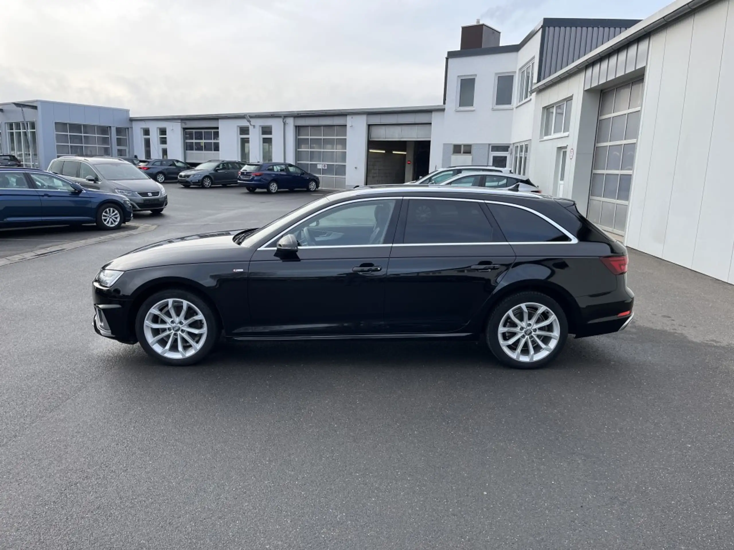 Audi - A4