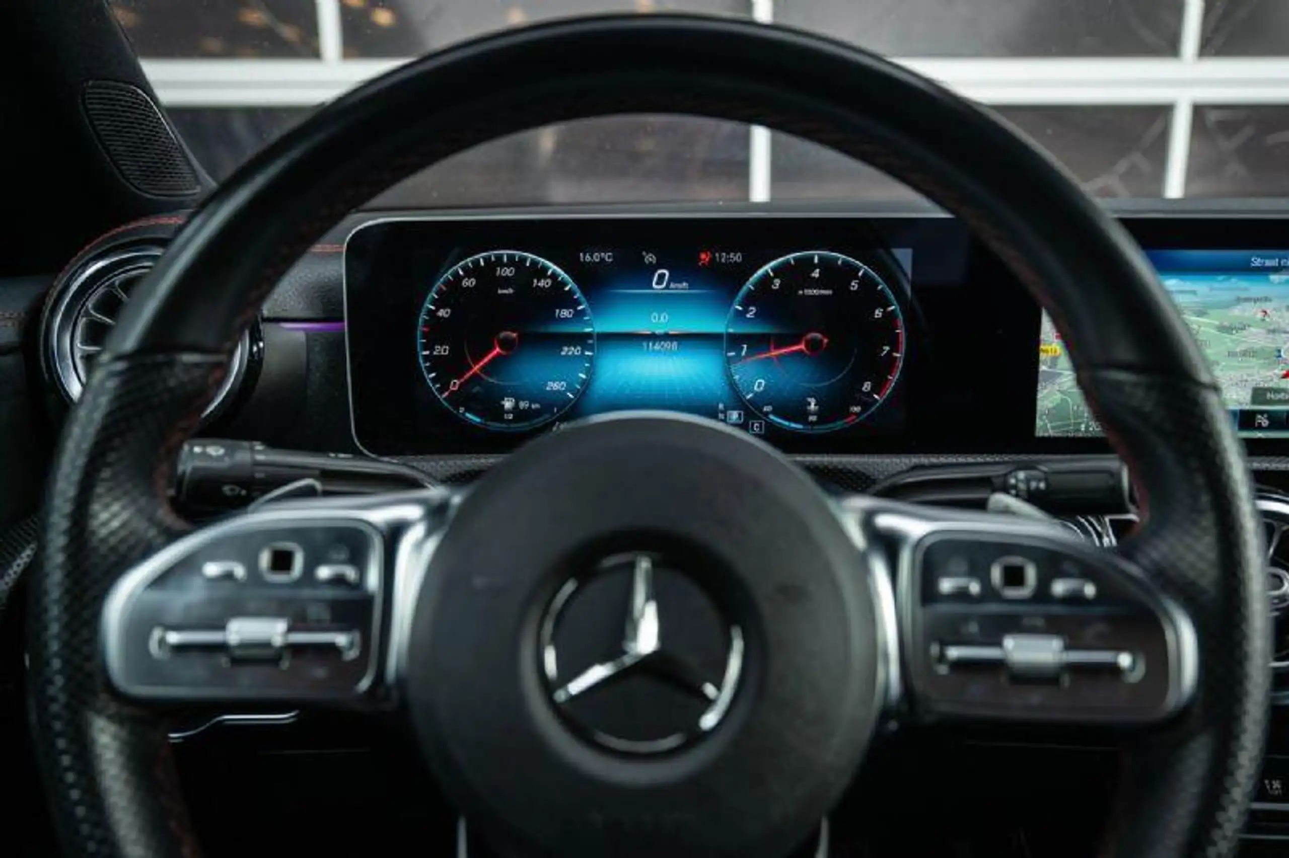 Mercedes-Benz - CLA 200