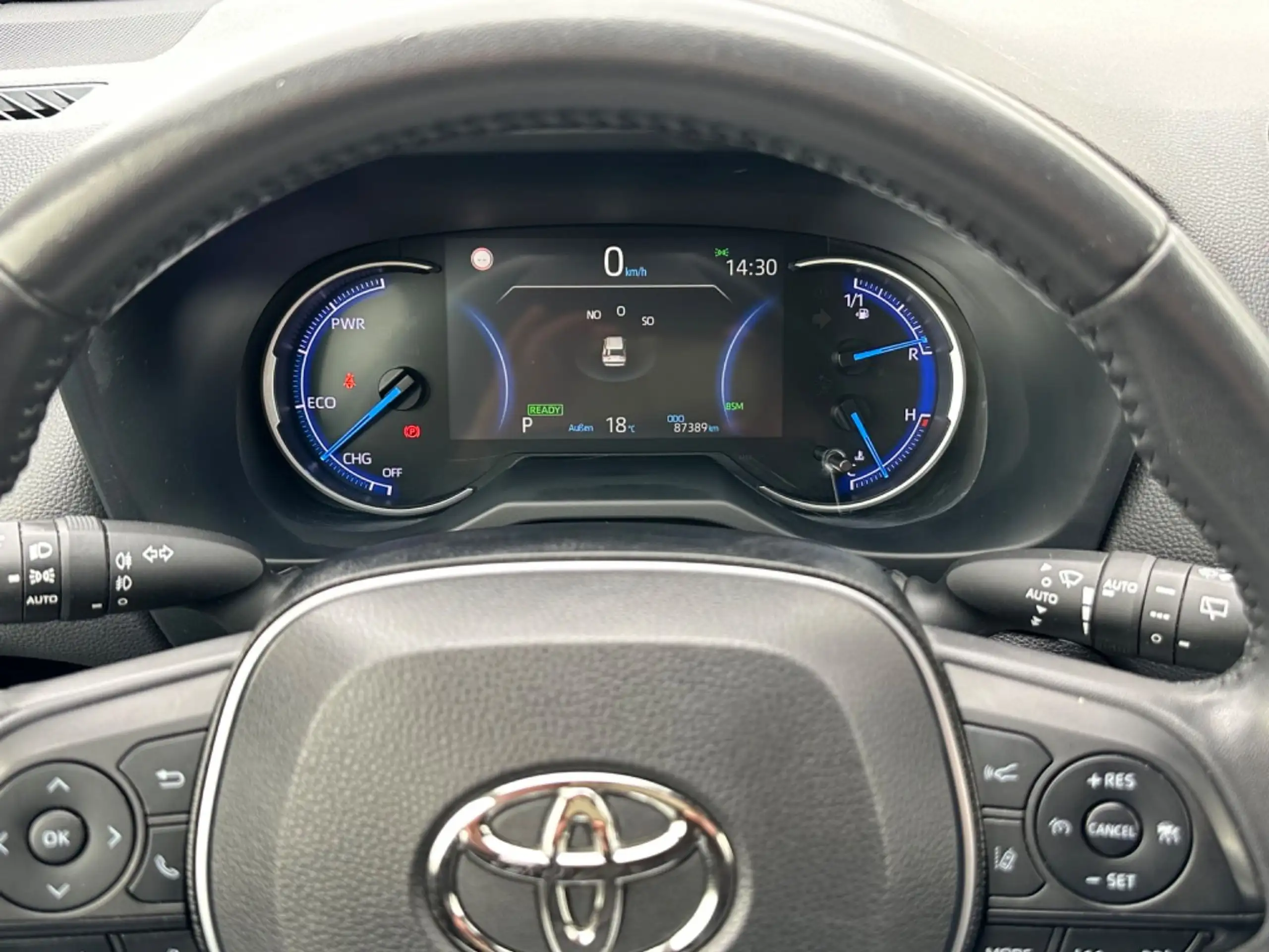 Toyota - RAV 4