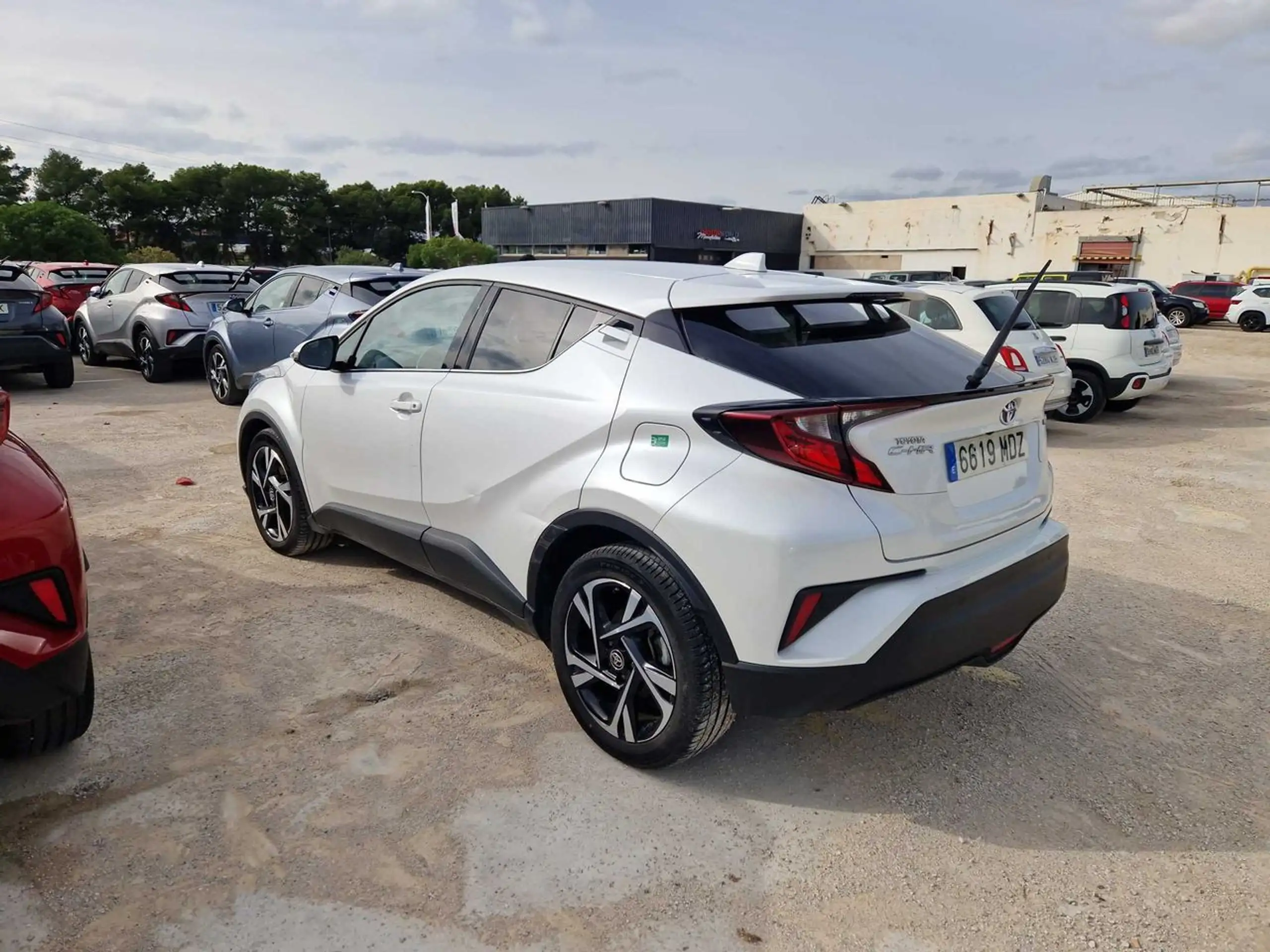 Toyota - C-HR