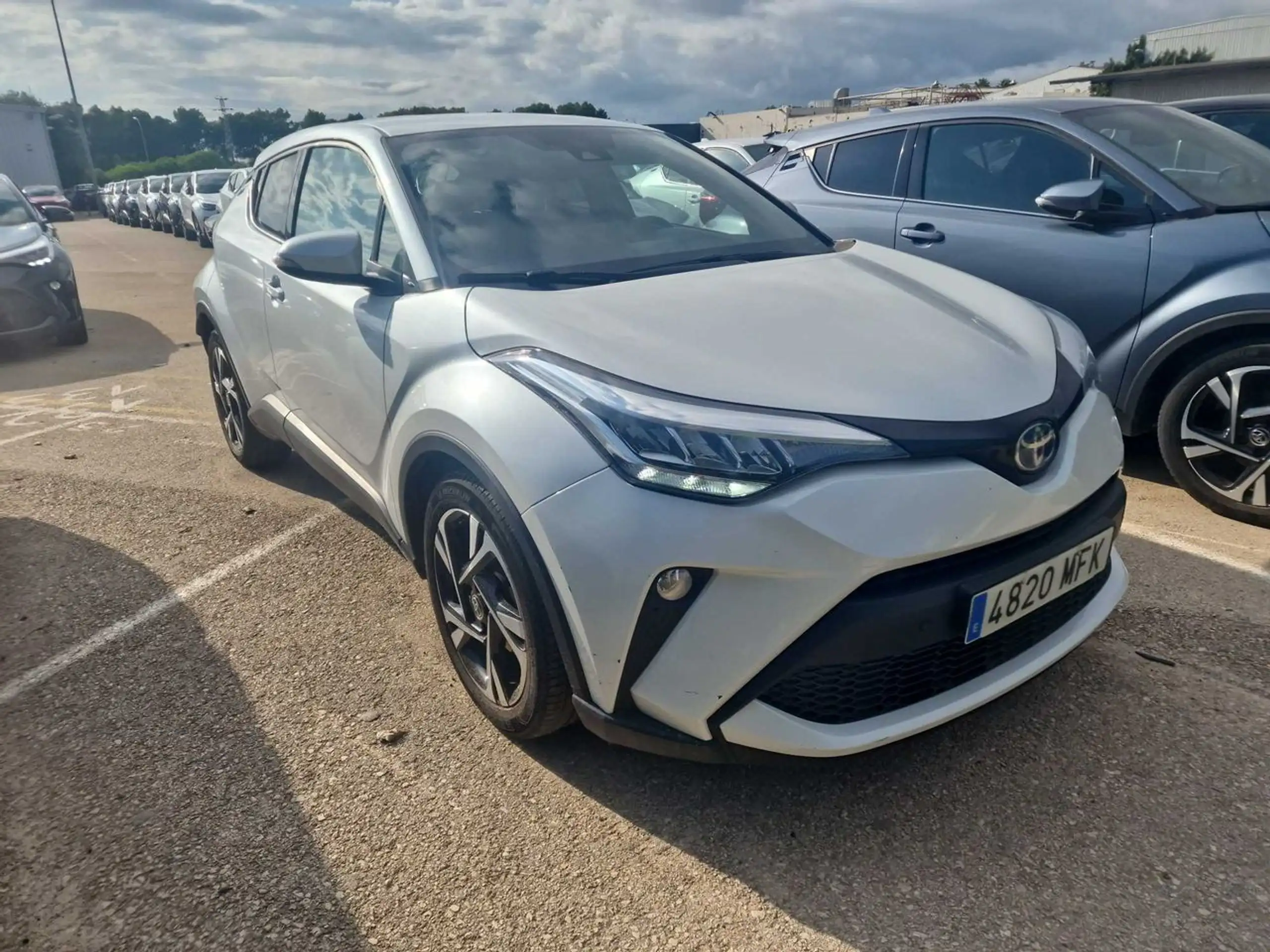 Toyota - C-HR