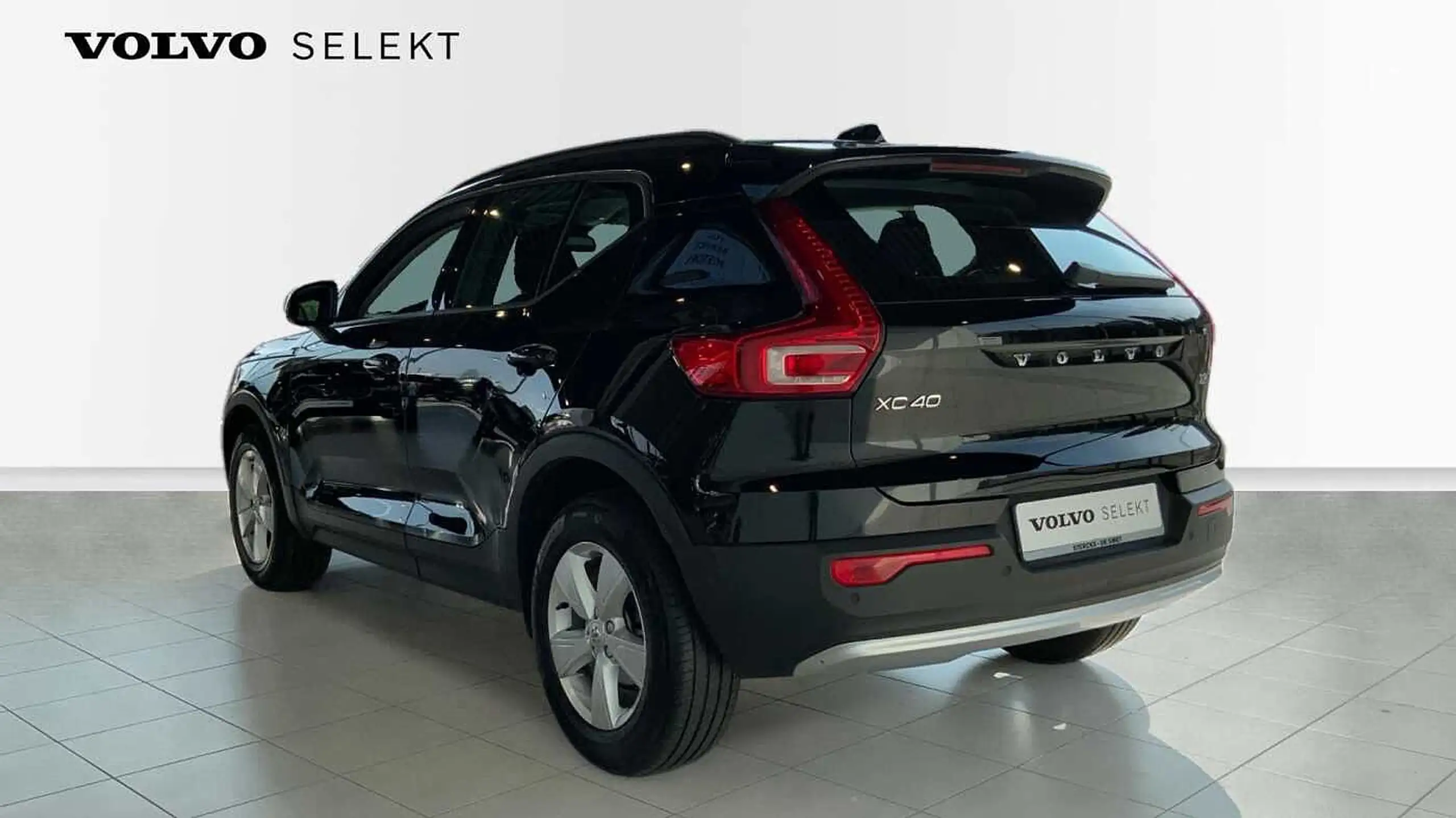 Volvo - XC40