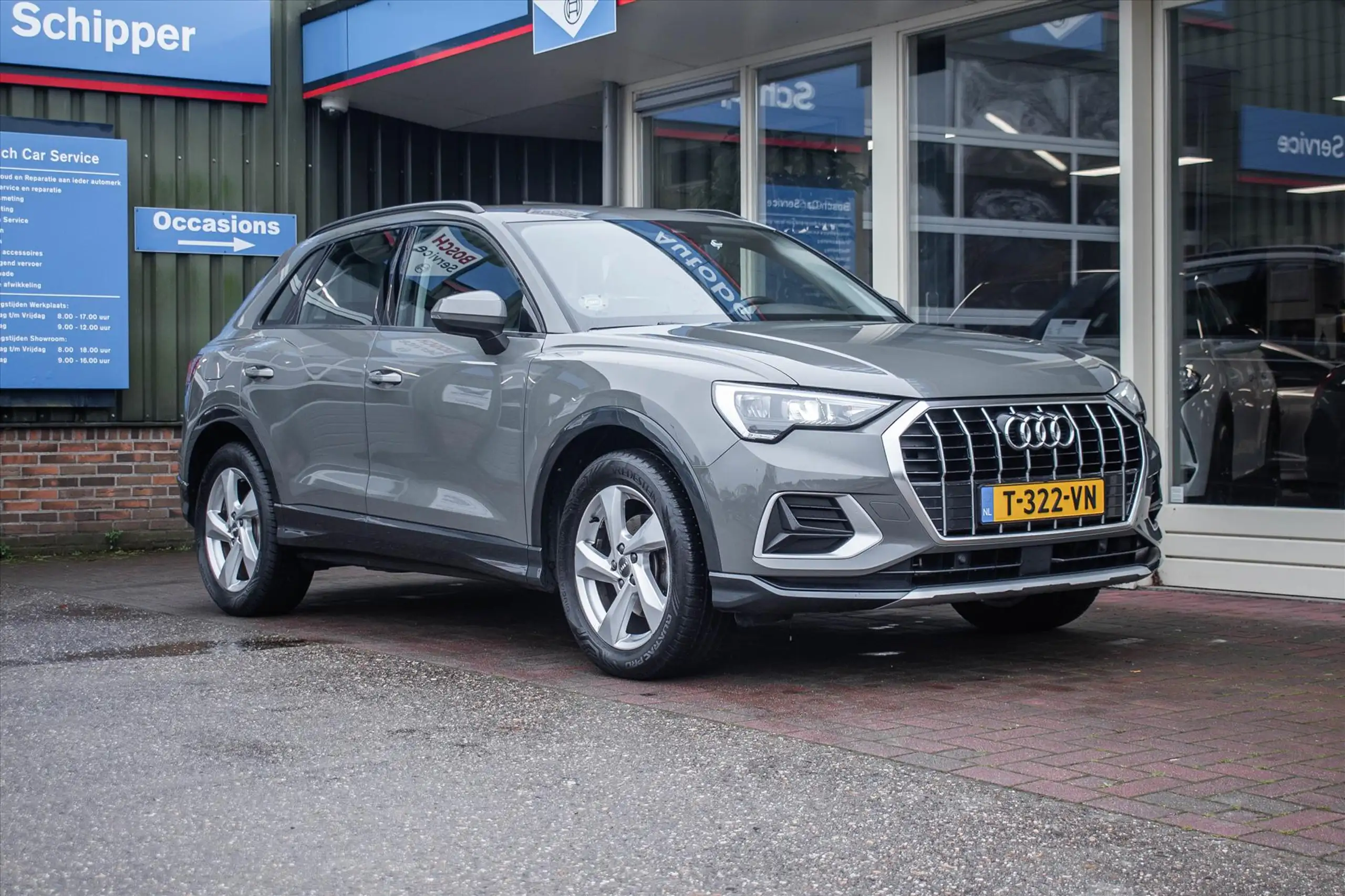 Audi - Q3