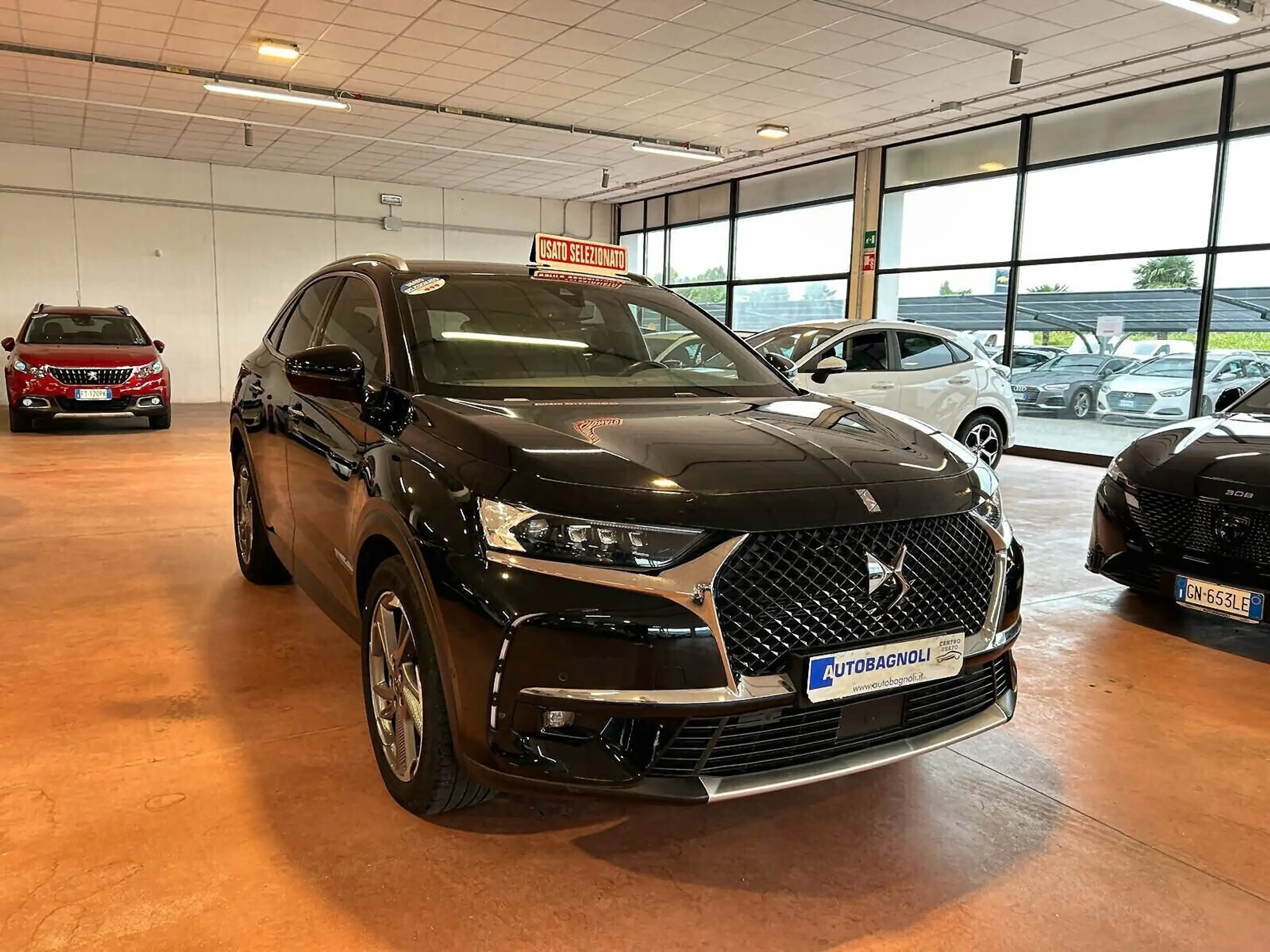 DS Automobiles - DS 7 Crossback