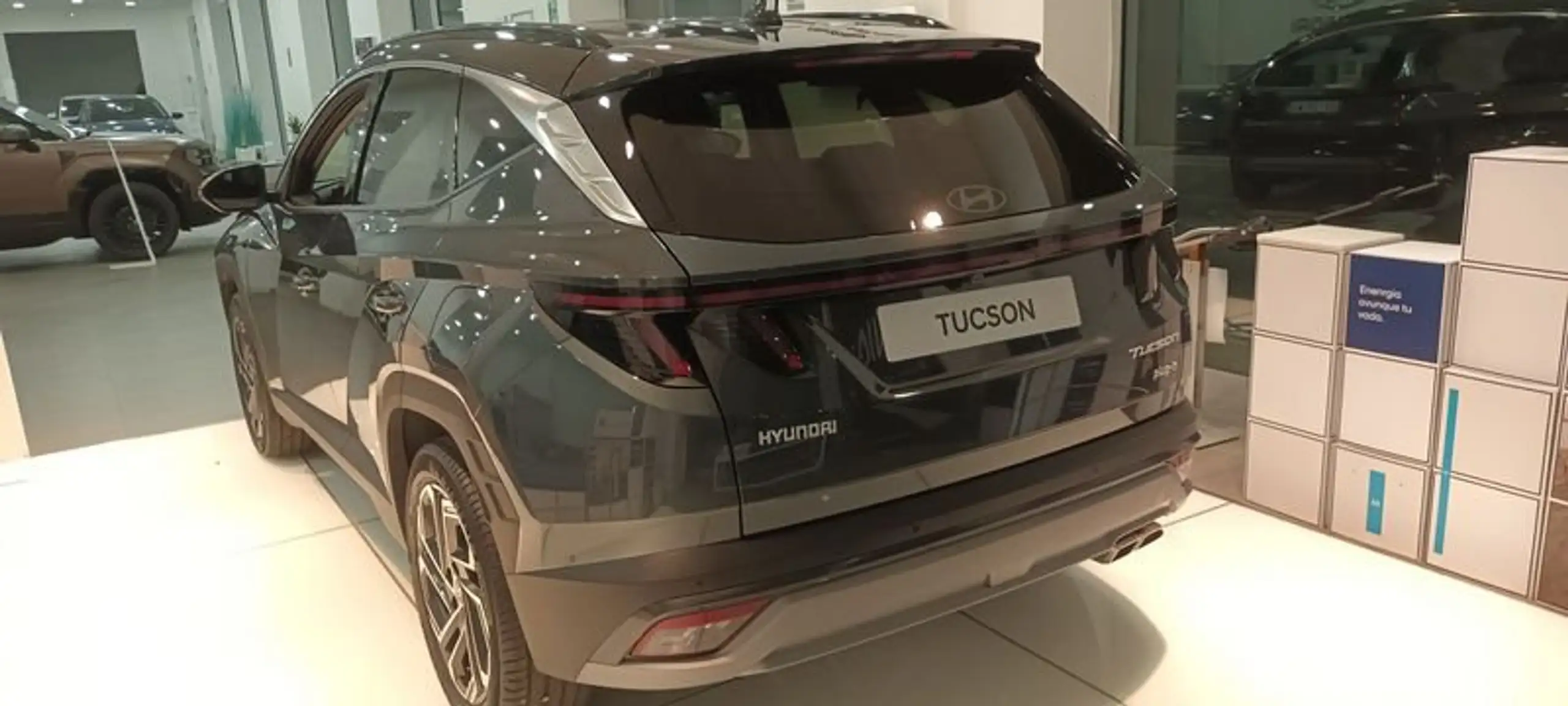 Hyundai - TUCSON