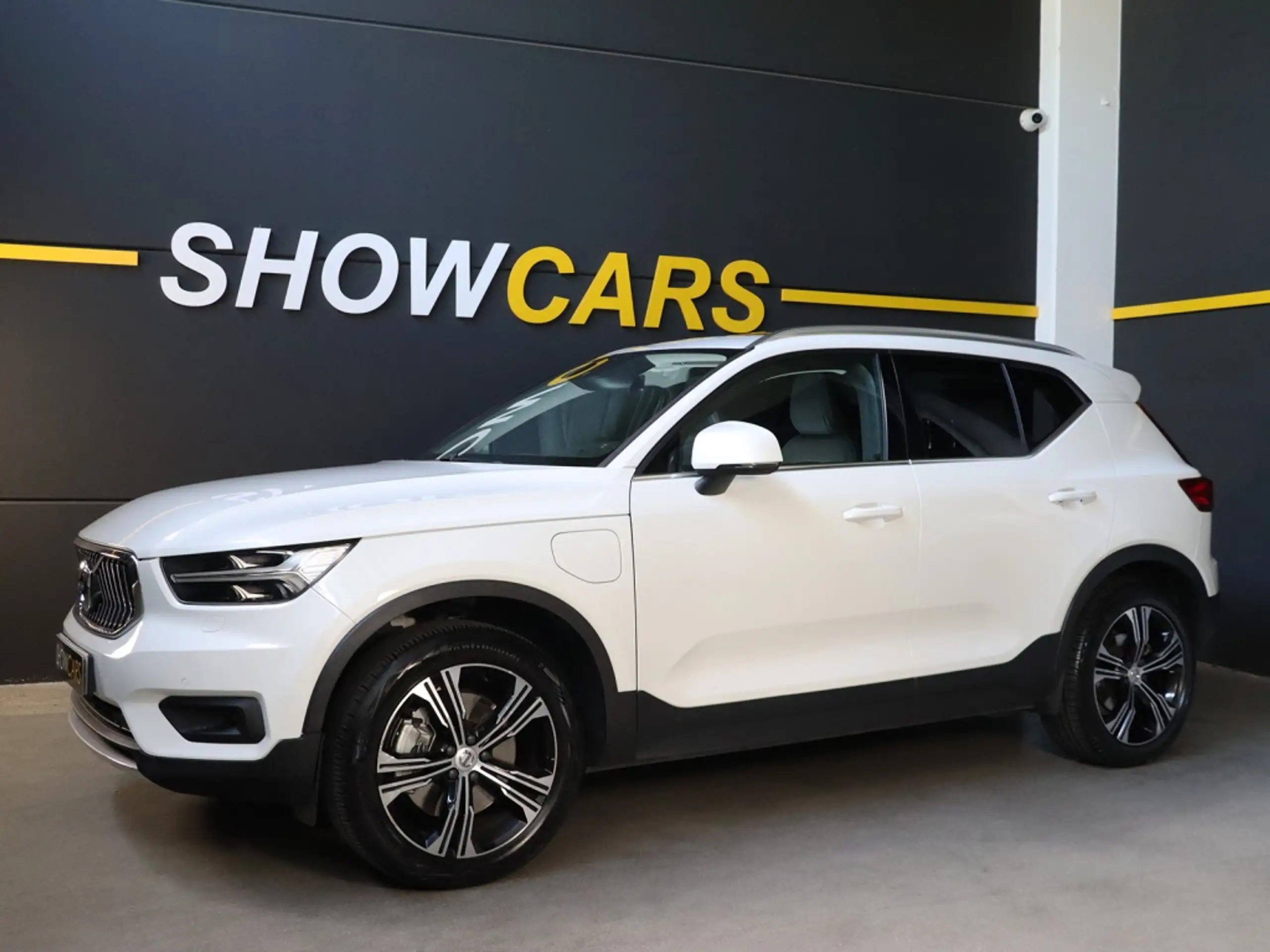 Volvo - XC40