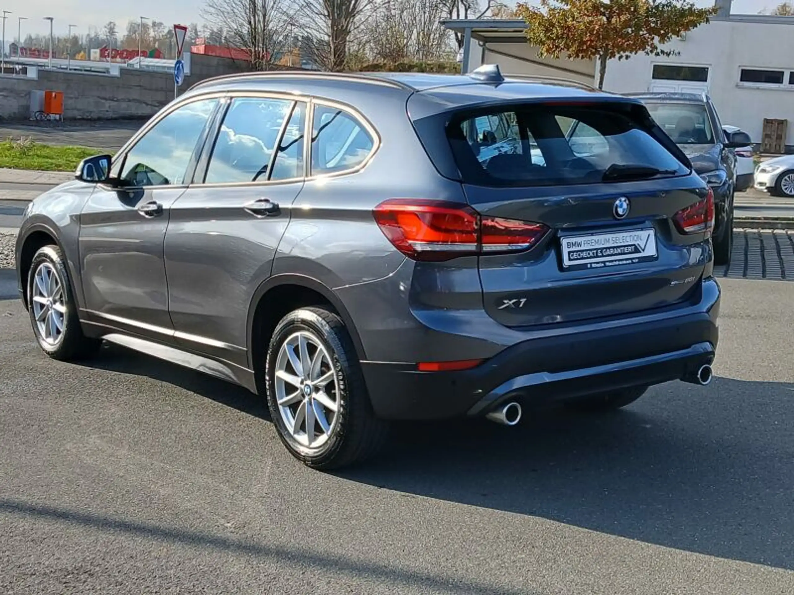 BMW - X1