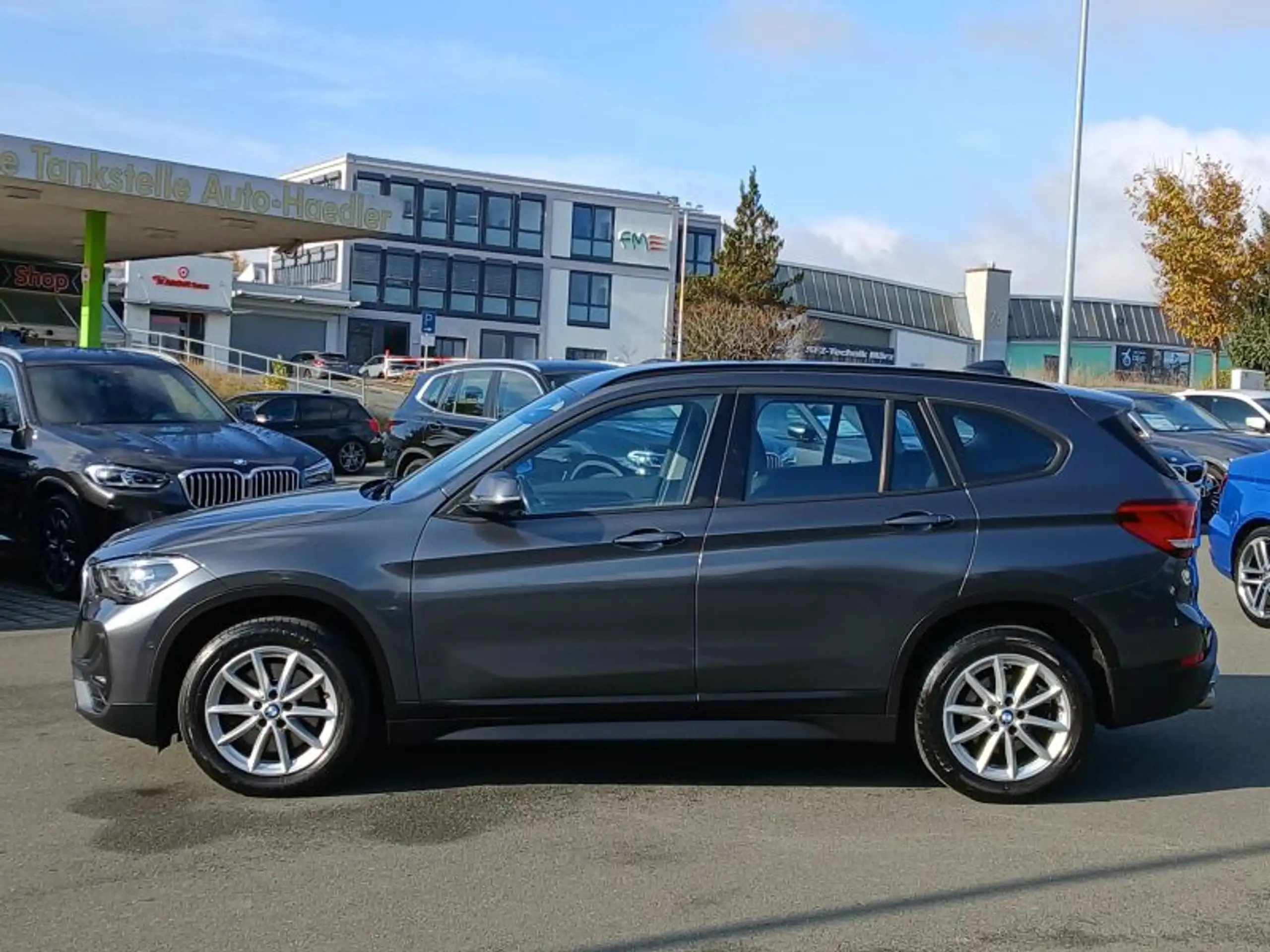 BMW - X1